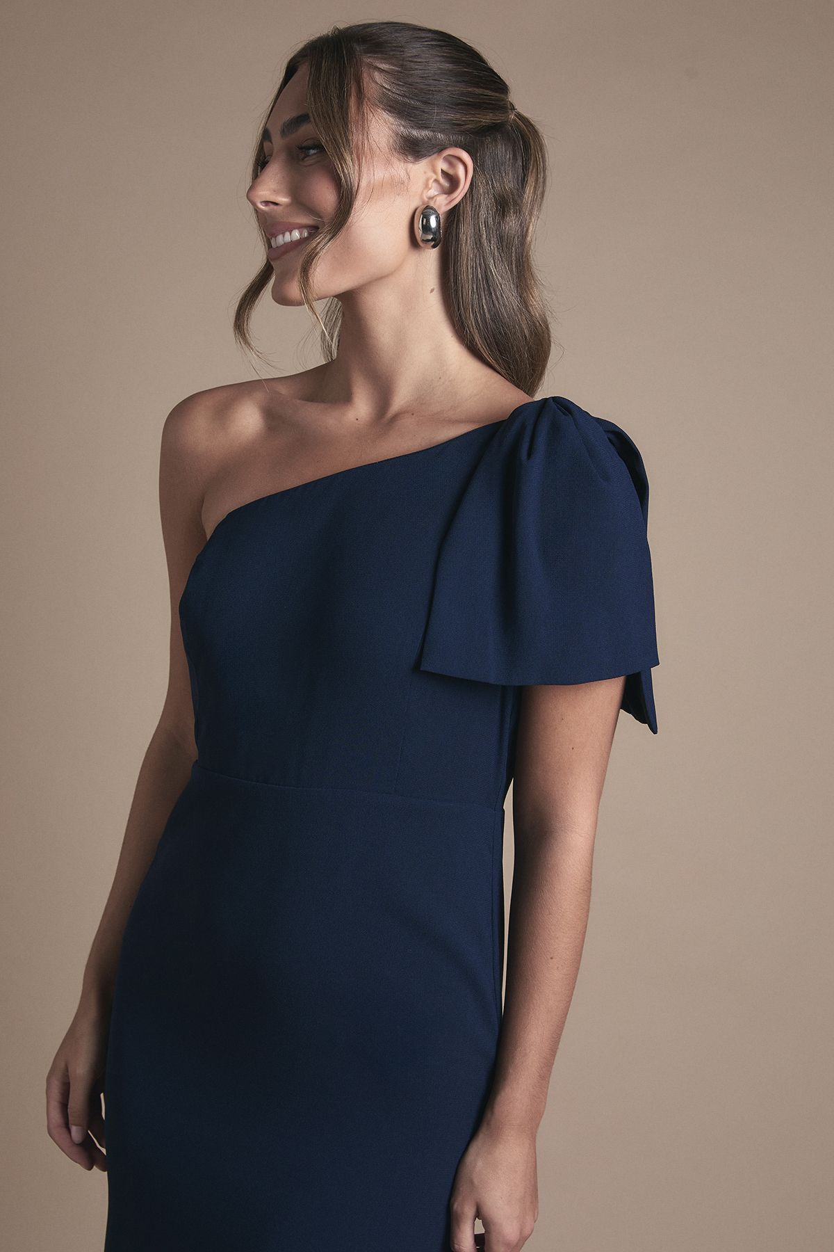 Coast Coast Honoured Petite Bow One Shoulder Maxi Bridesmaid Dress Navy image 2