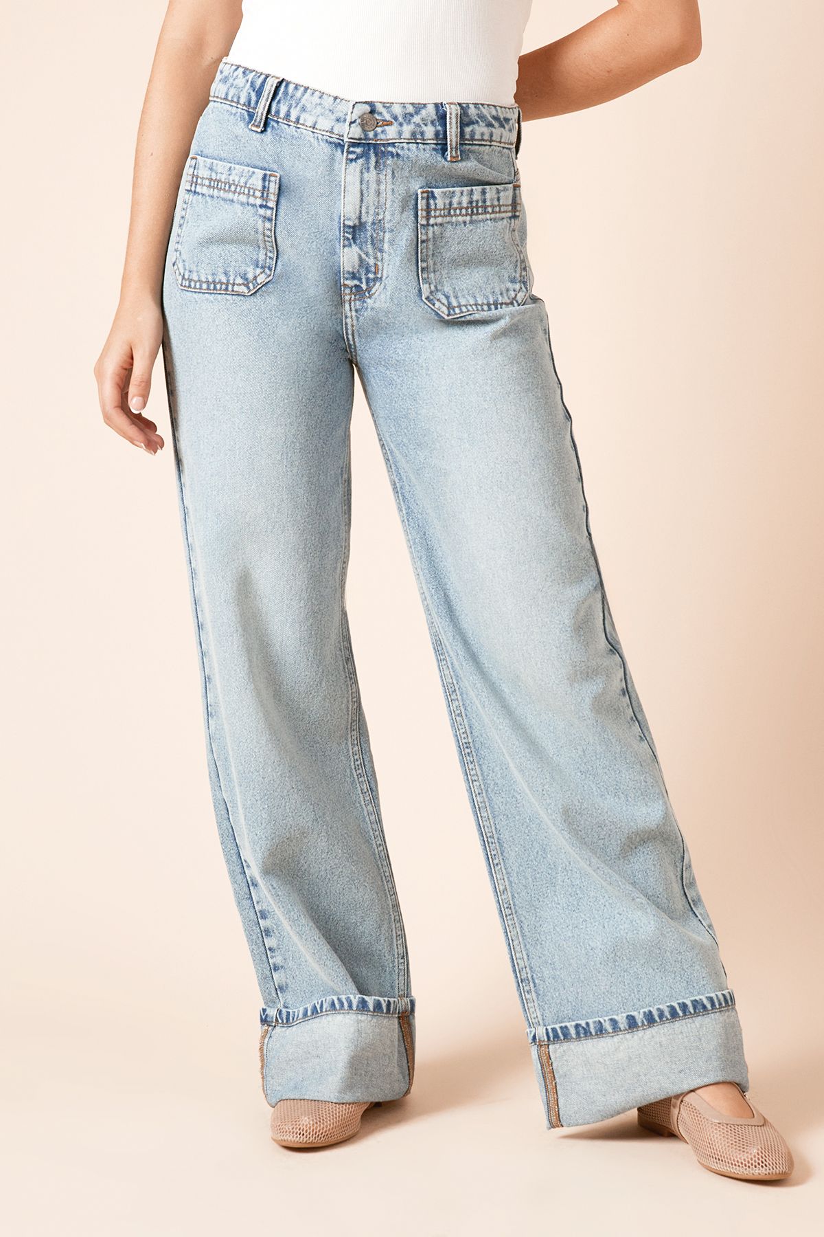 Dorothy Perkins Straight Leg Jean With Patch Pockets Bleach Wash image 1