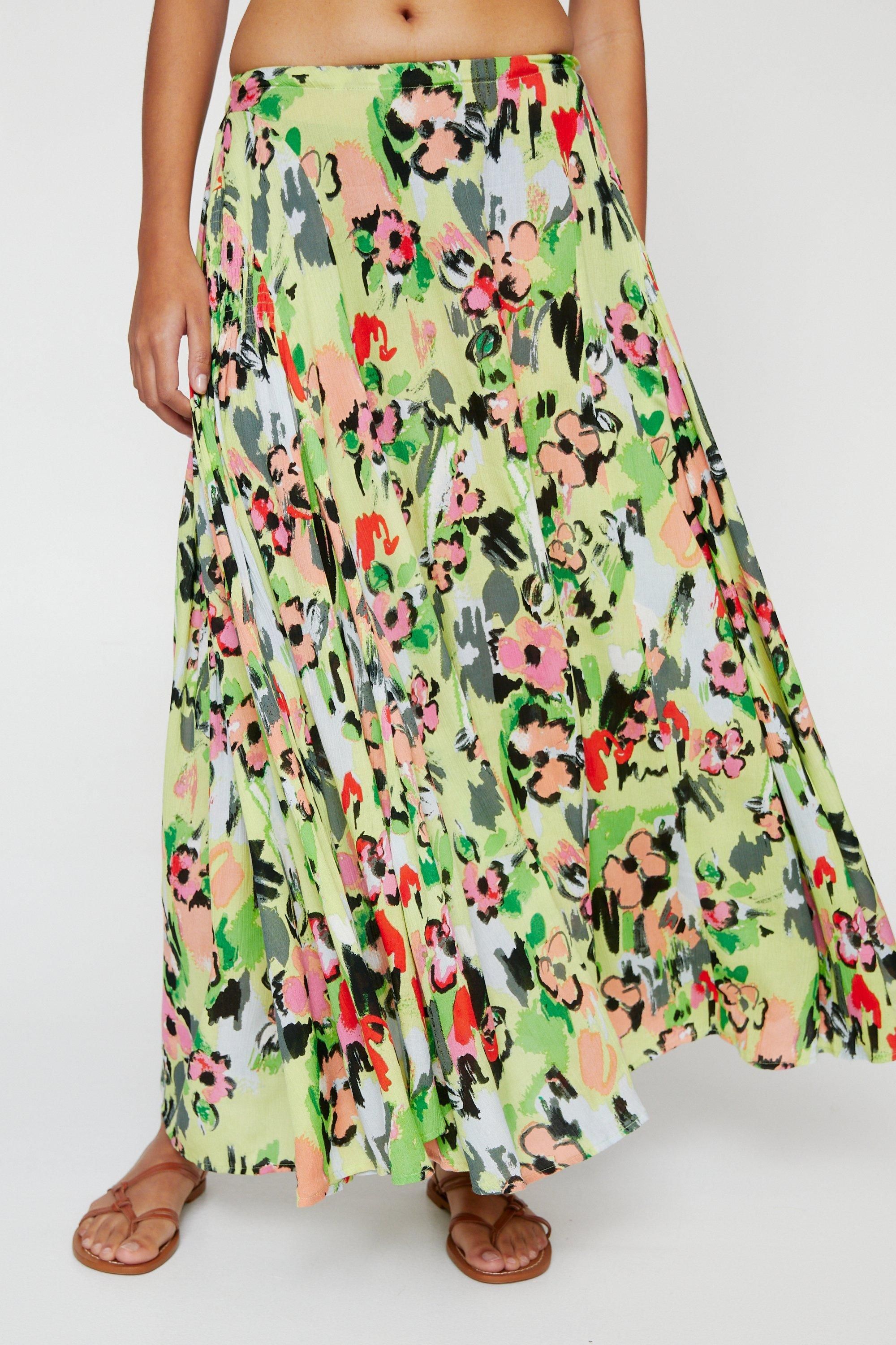 NastyGal Floral Tiered Crinkle Maxi Skirt Lime image 2