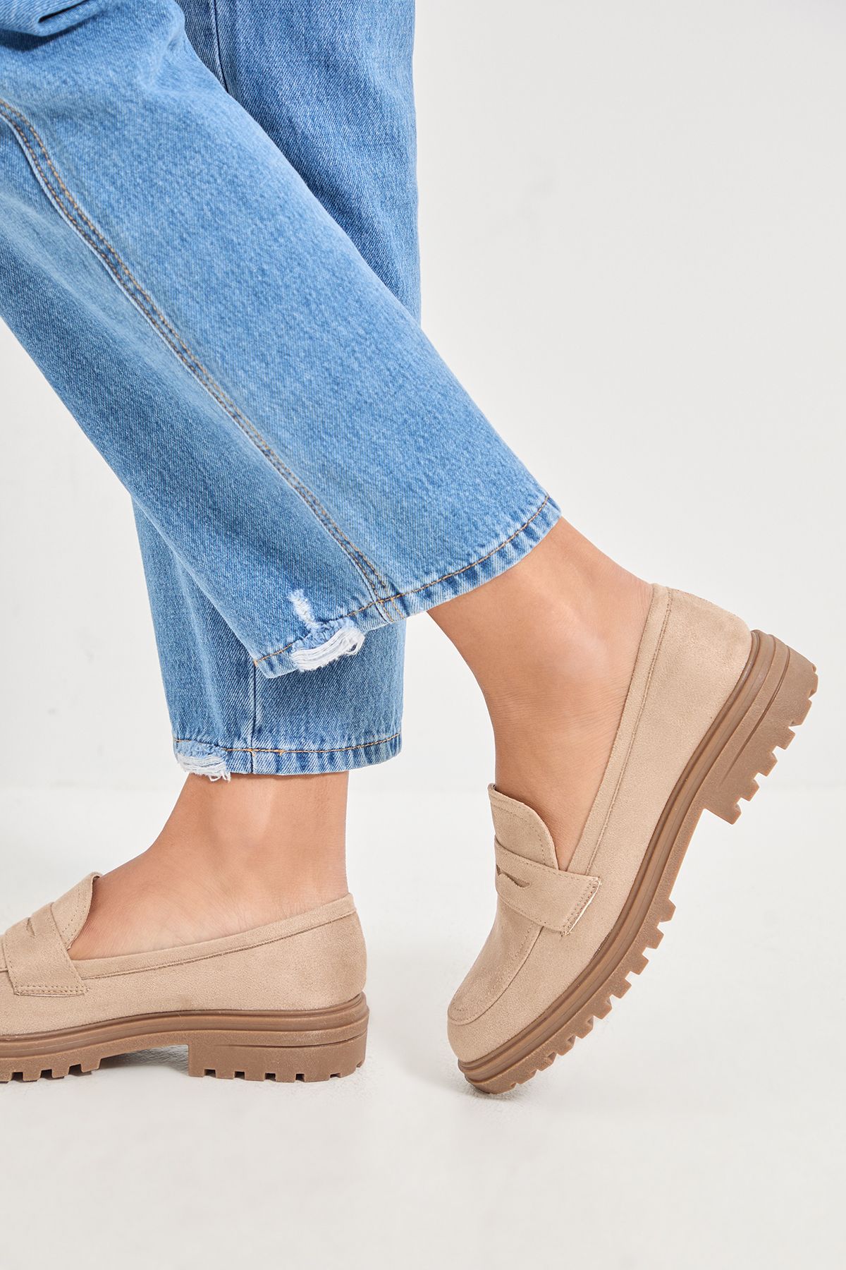 Oasis Kendra Faux Suede Chunky Penny Loafers Beige image 4