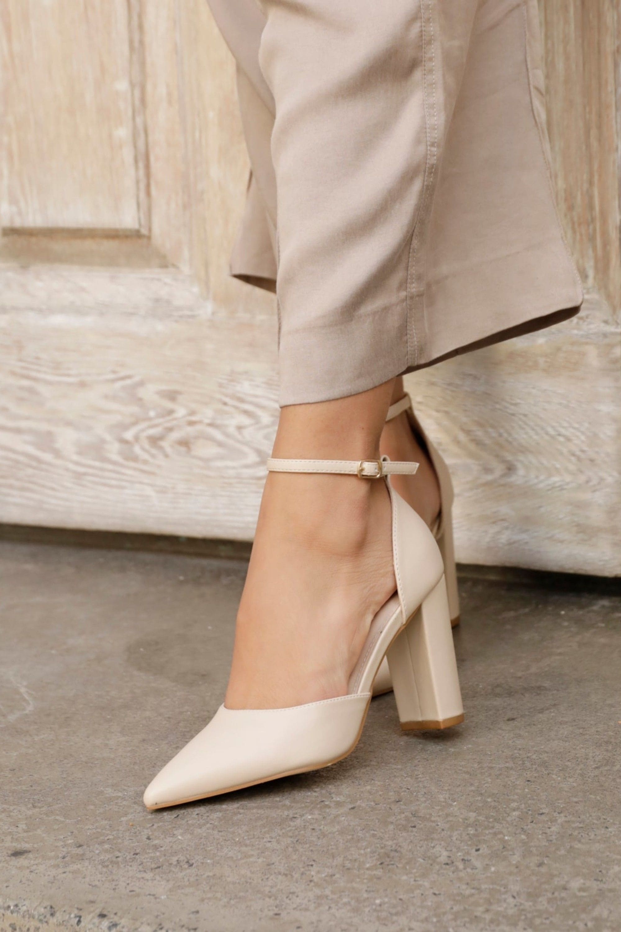 Linzi Marlie Nude Faux Leather Court Shoe image 5