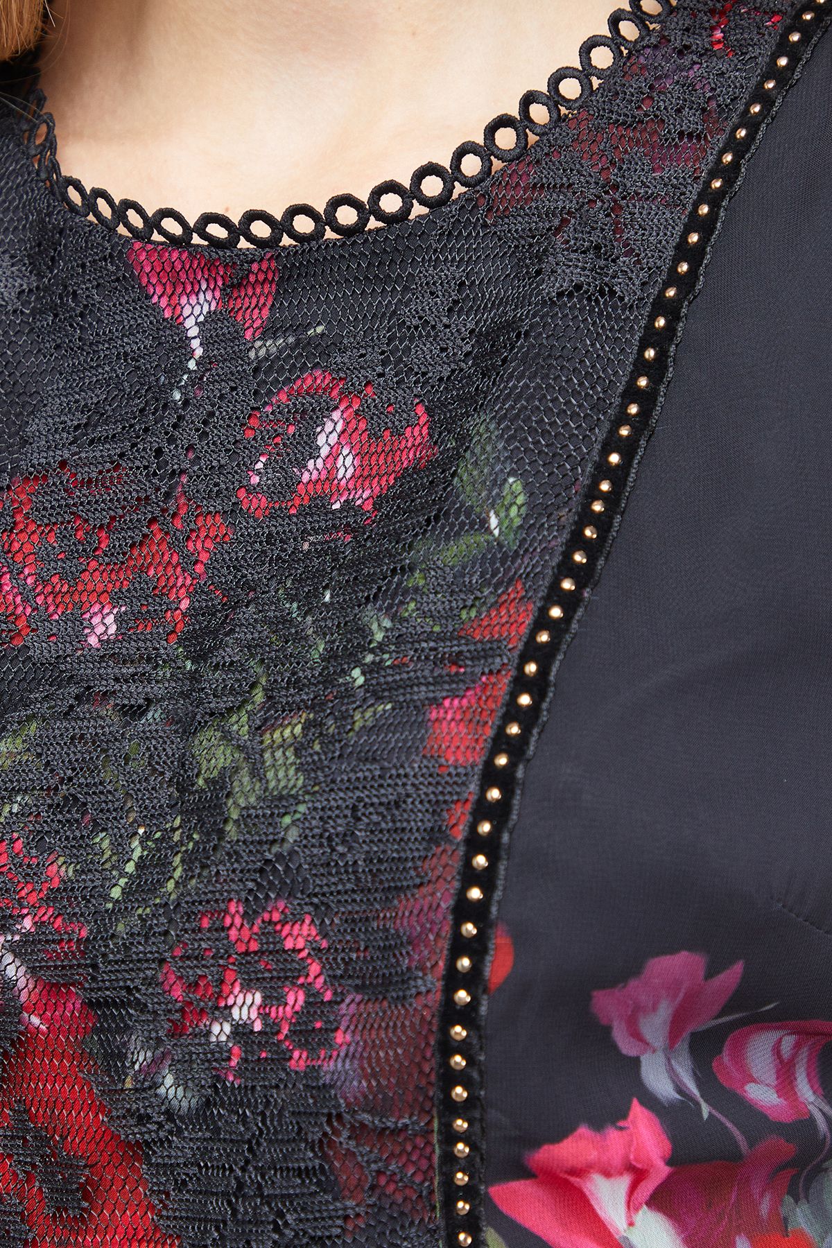 Oasis Velvet Stud Trim Midi Dress Floral image 5