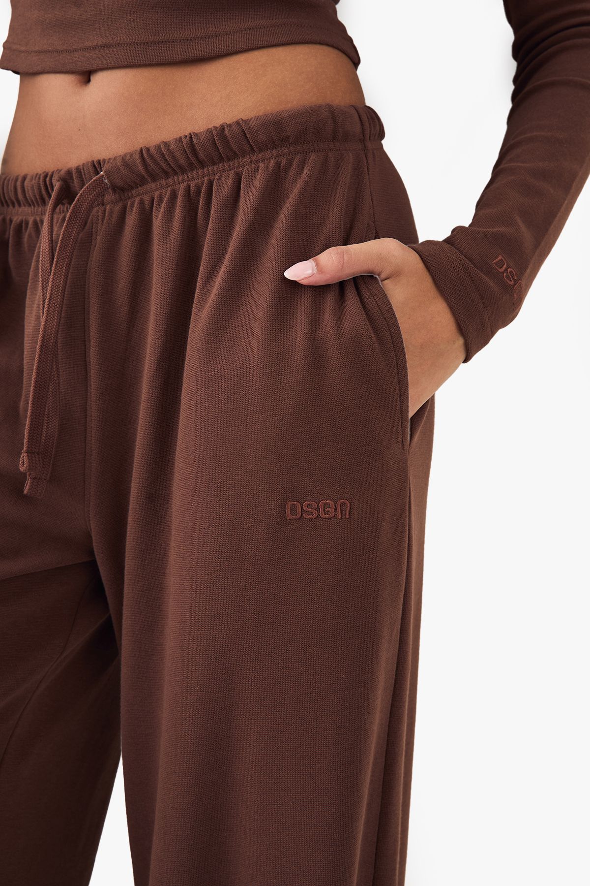 DSGN Studio DSGN Studio Embroidered Rib Wide Leg Trouser Chocolate image 4