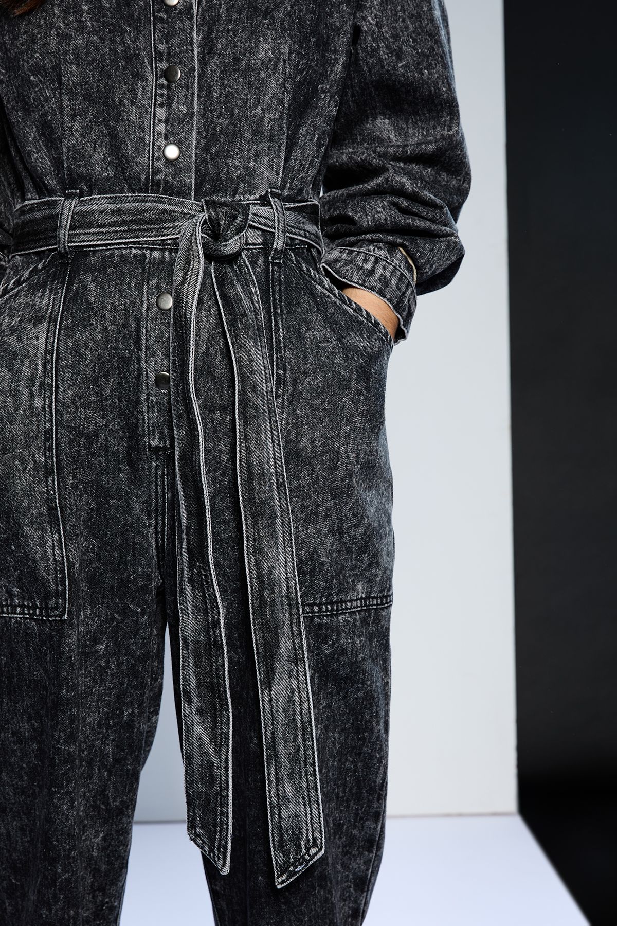 RUNWAY 1.8.1.8 Runway 1.8.1.8 Garment Wash Jumpsuit Charcoal image 4