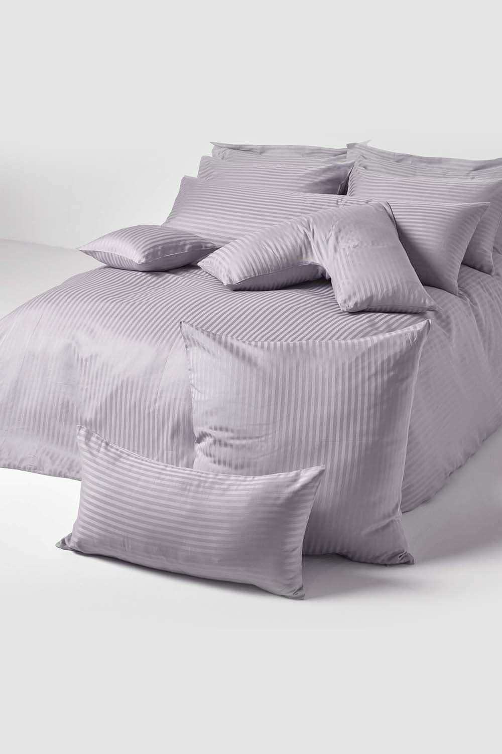 Homescapes Egyptian Cotton Satin Stripe Oxford Pillowcase 330 TC image 5