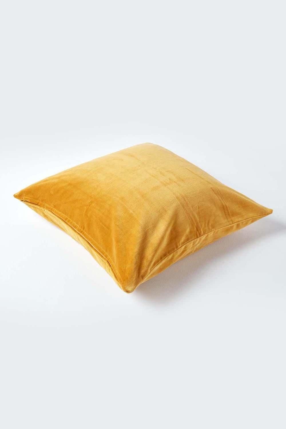 Homescapes Velvet Cushion Cover 100% Cotton, Soft & Machine Washable image 3