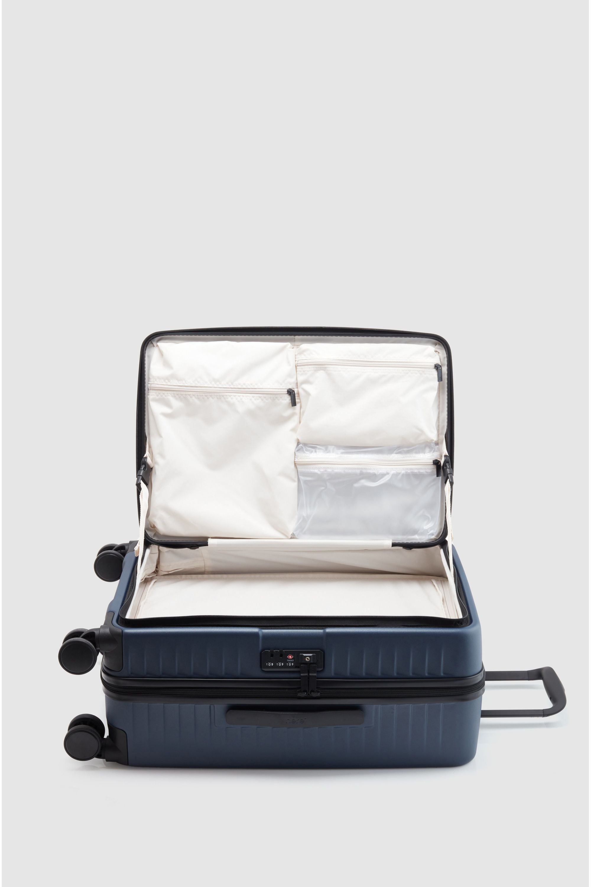 Nere Travel Venture Dual Open Medium Suitcase image 6