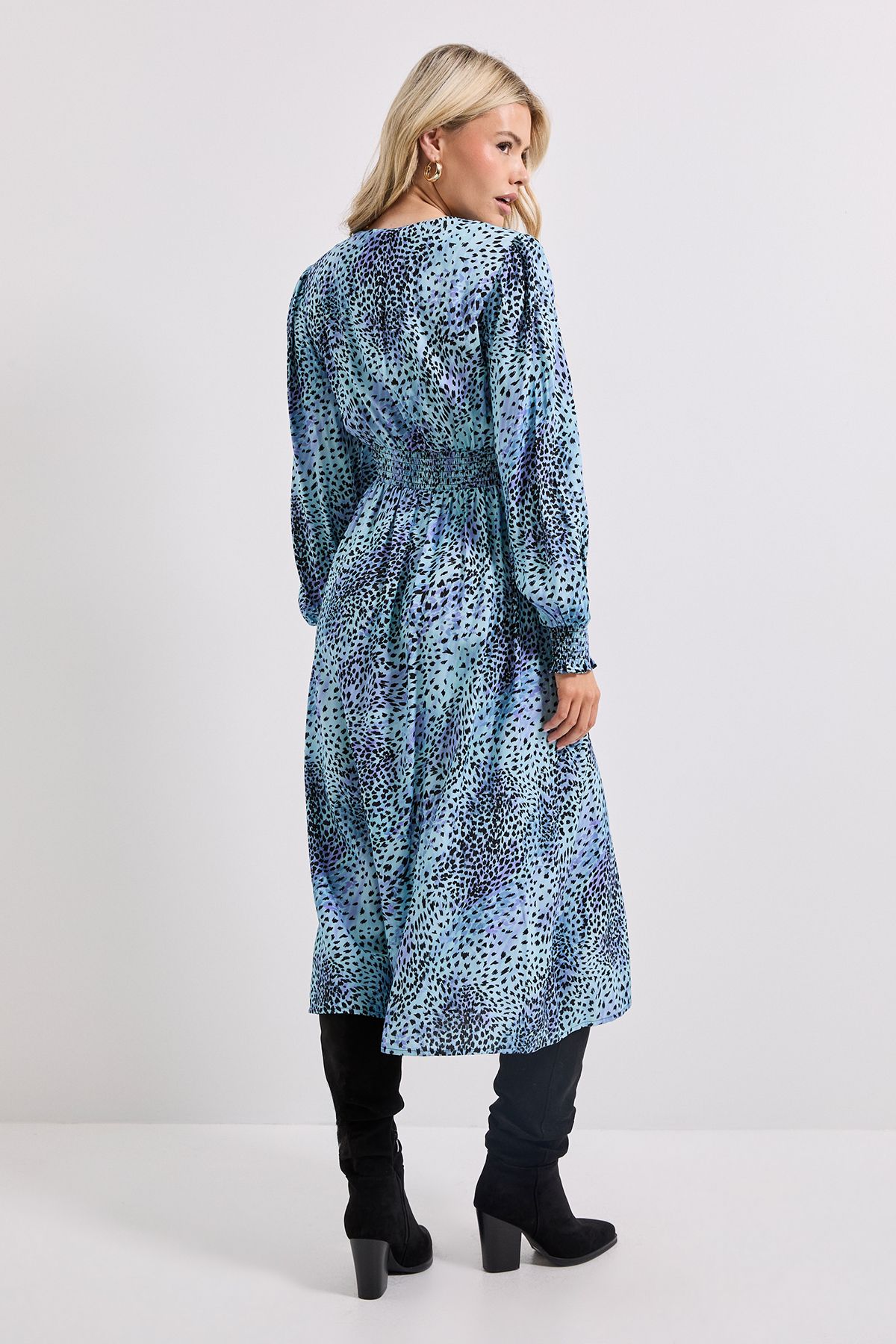 Dorothy Perkins V Neck Button Front Detail Printed Midi Dress Purple image 3