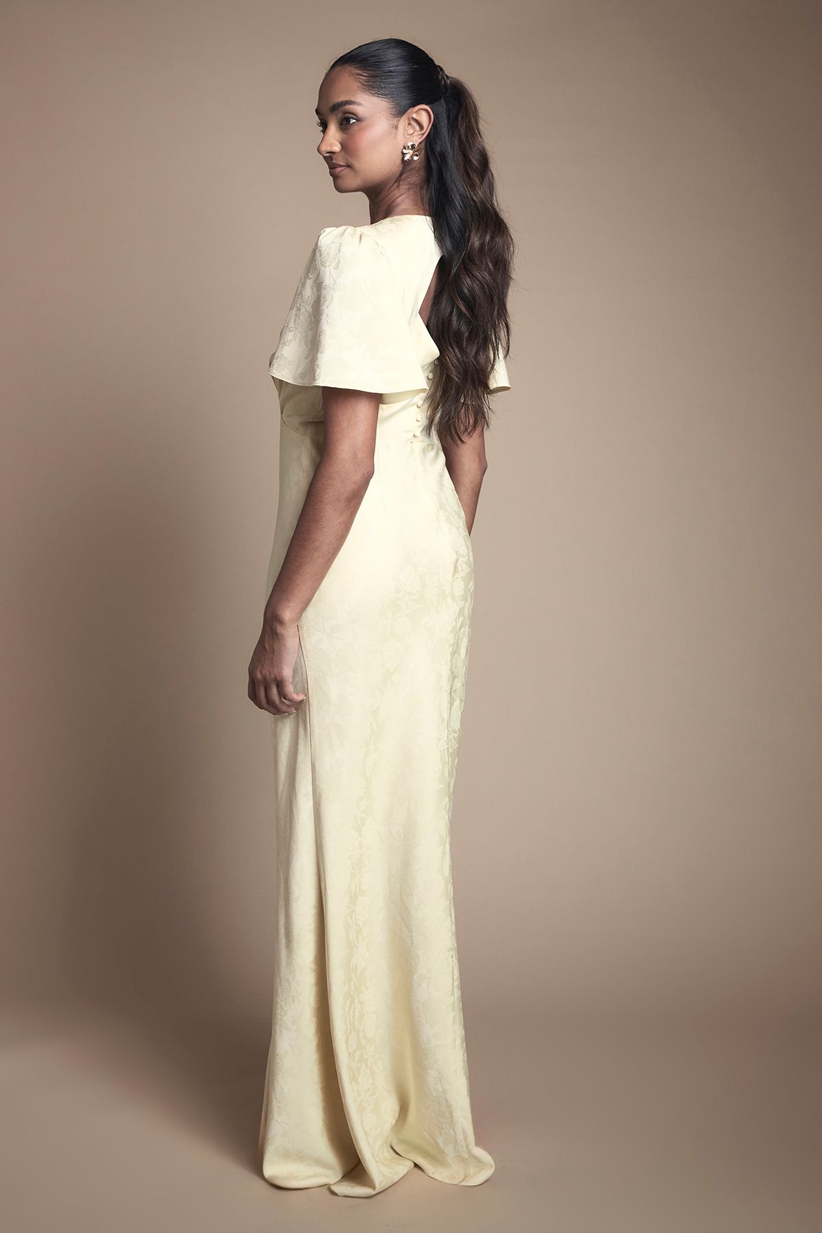 Oasis Angel Sleeve Satin Jacquard Bridesmaid Maxi Dress Butter image 3