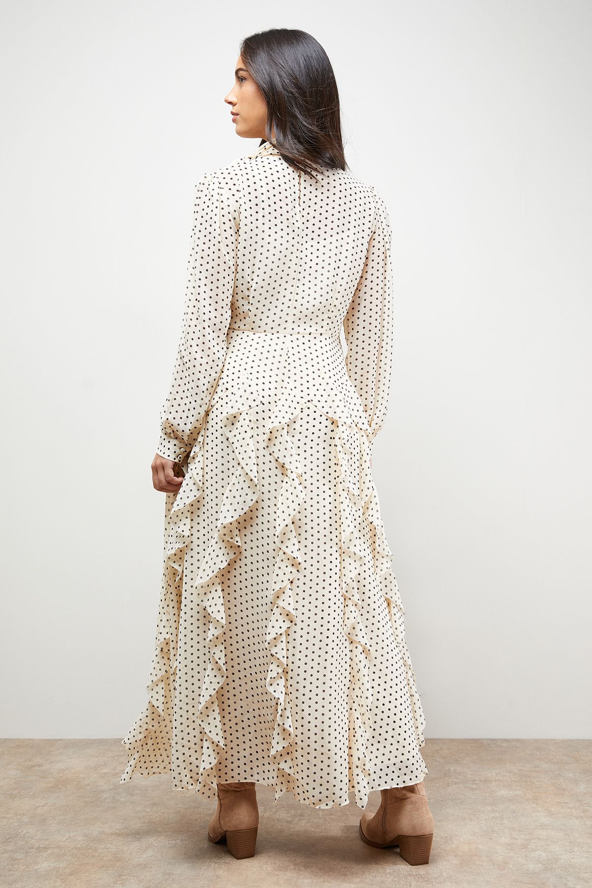 Oasis Printed Frill Detail Tie Neck Midaxi Dress Ivory image 3