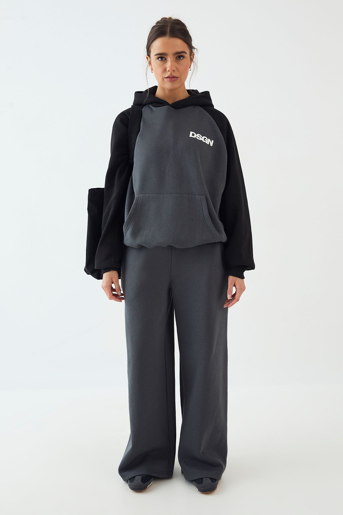DSGN Studio DSGN Studio Colour Block Oversized Hooded Tracksuit Charcoal image 5