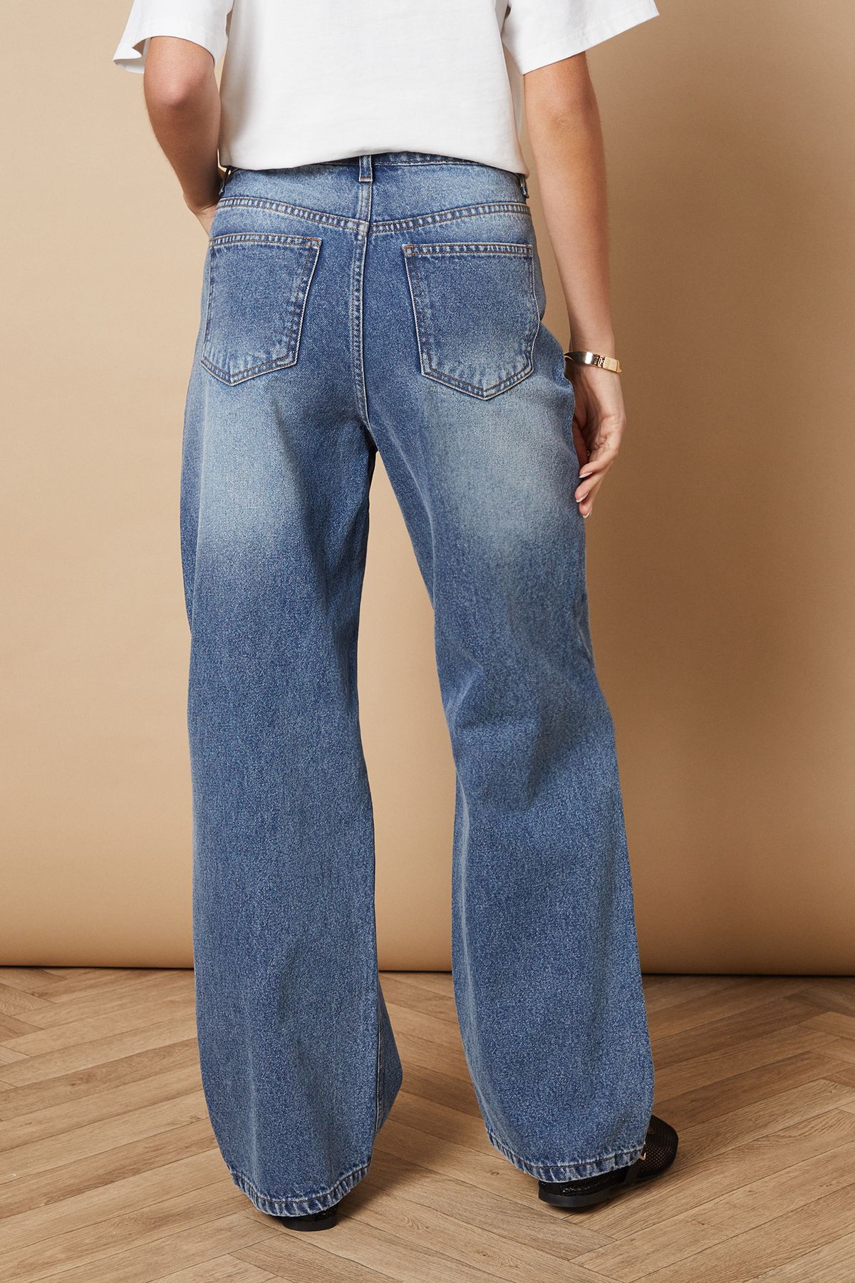 Oasis Denim Straight Leg Jean With Rips Vintage Blue image 3