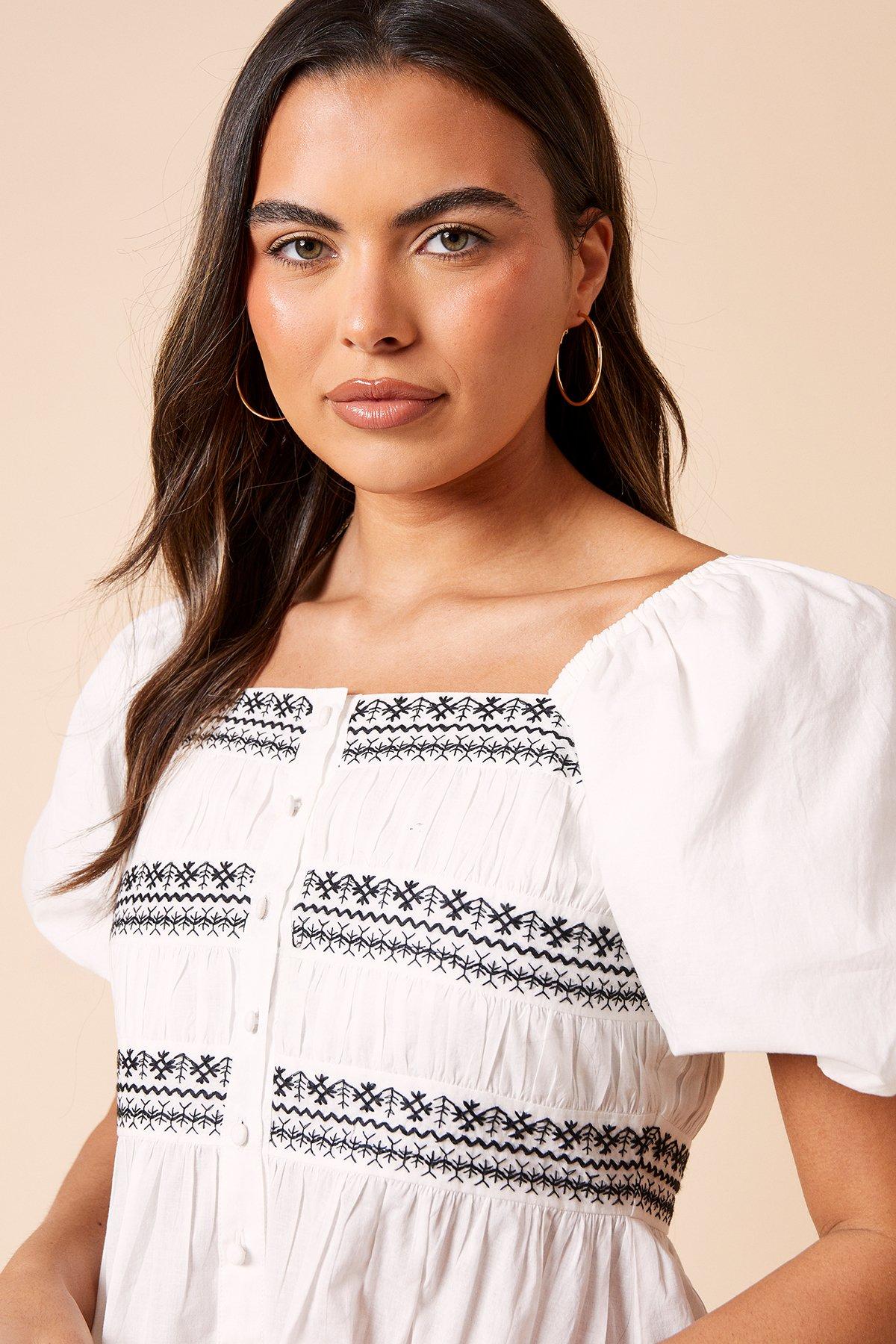 Dorothy Perkins Embroidered Button Front Top Black image 4