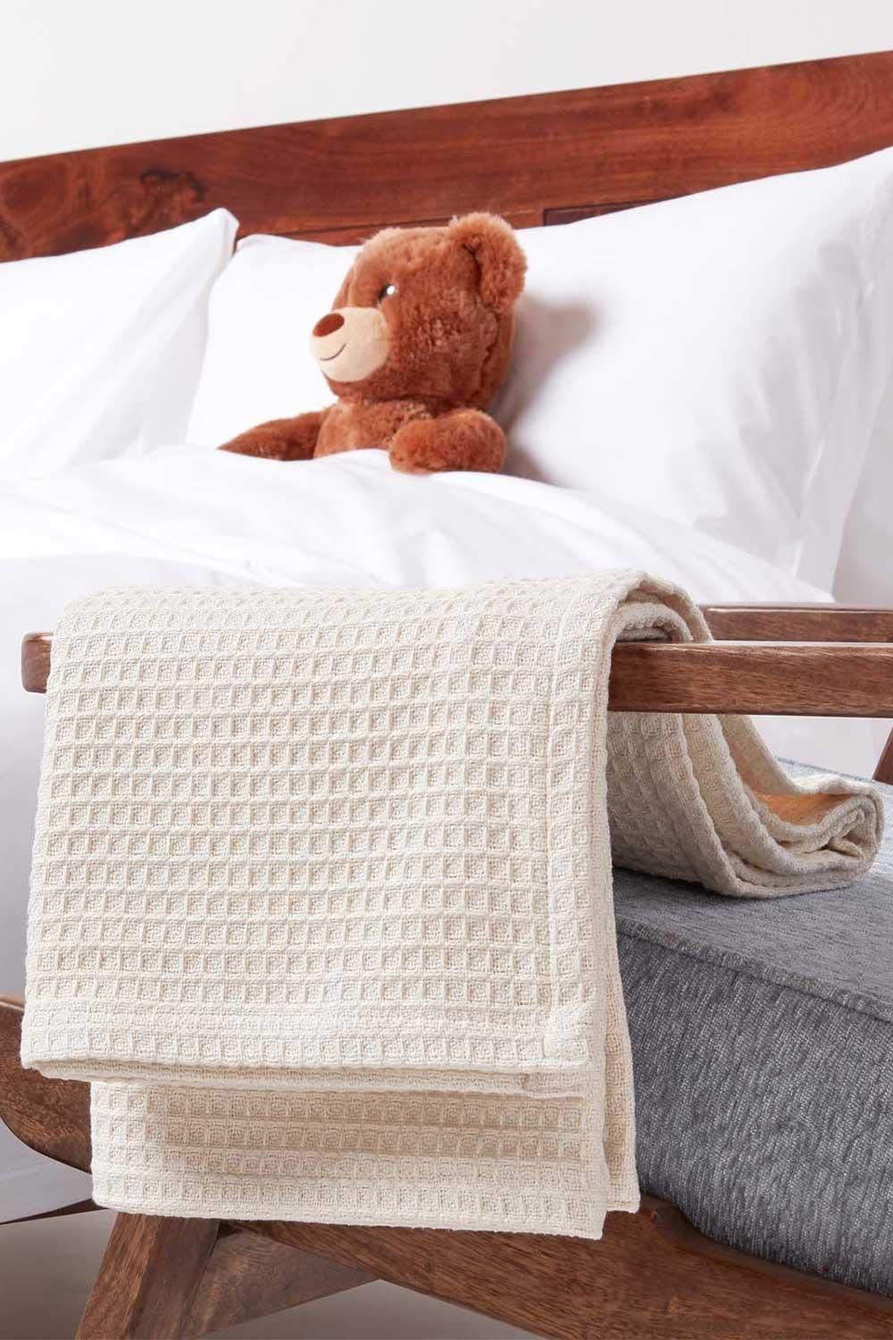 Homescapes Organic Cotton Waffle Baby Blanket image 5