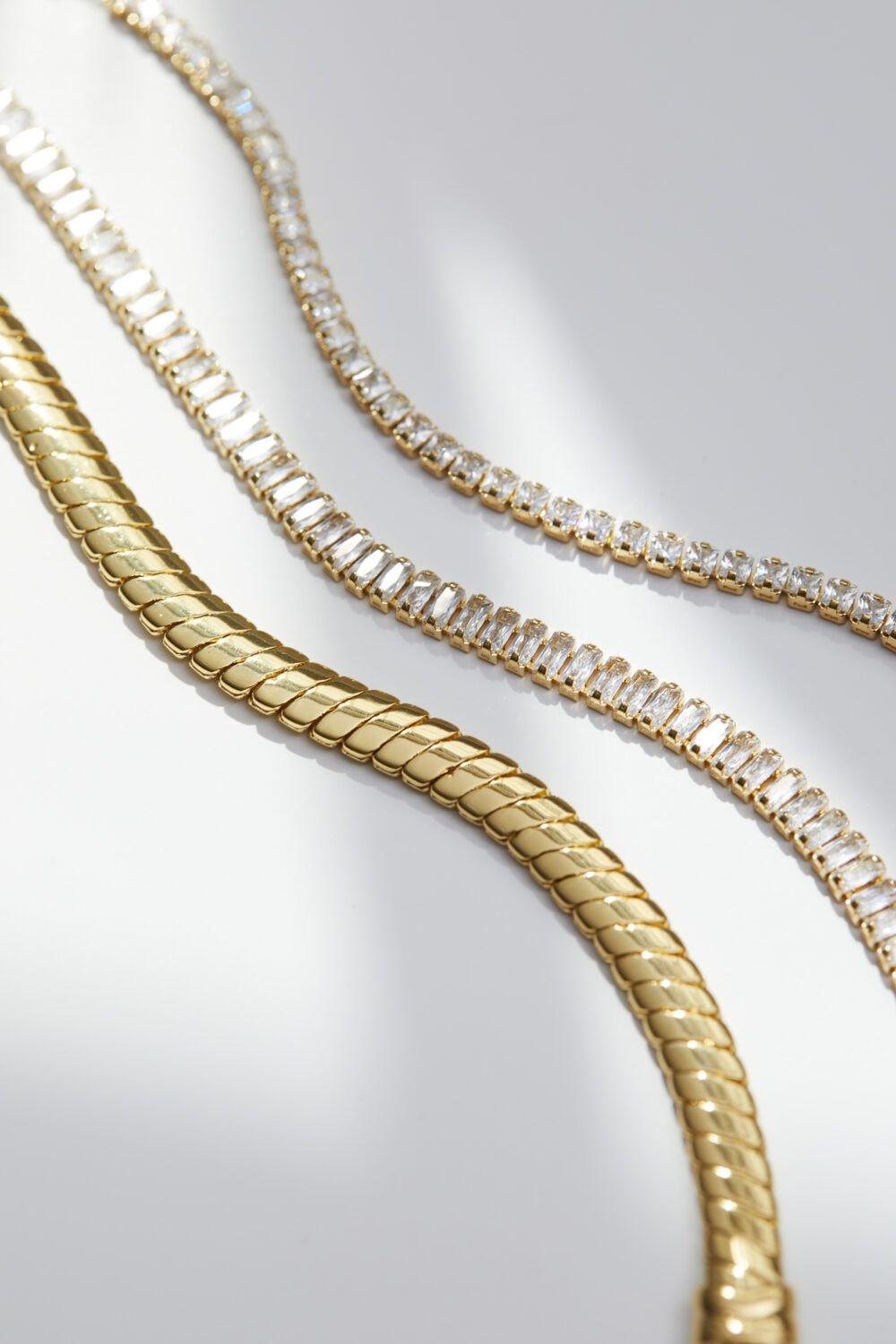 Inicio 14K Gold Plated Recycled Gold Cobra Chain Necklace - Gift Pouch image 2