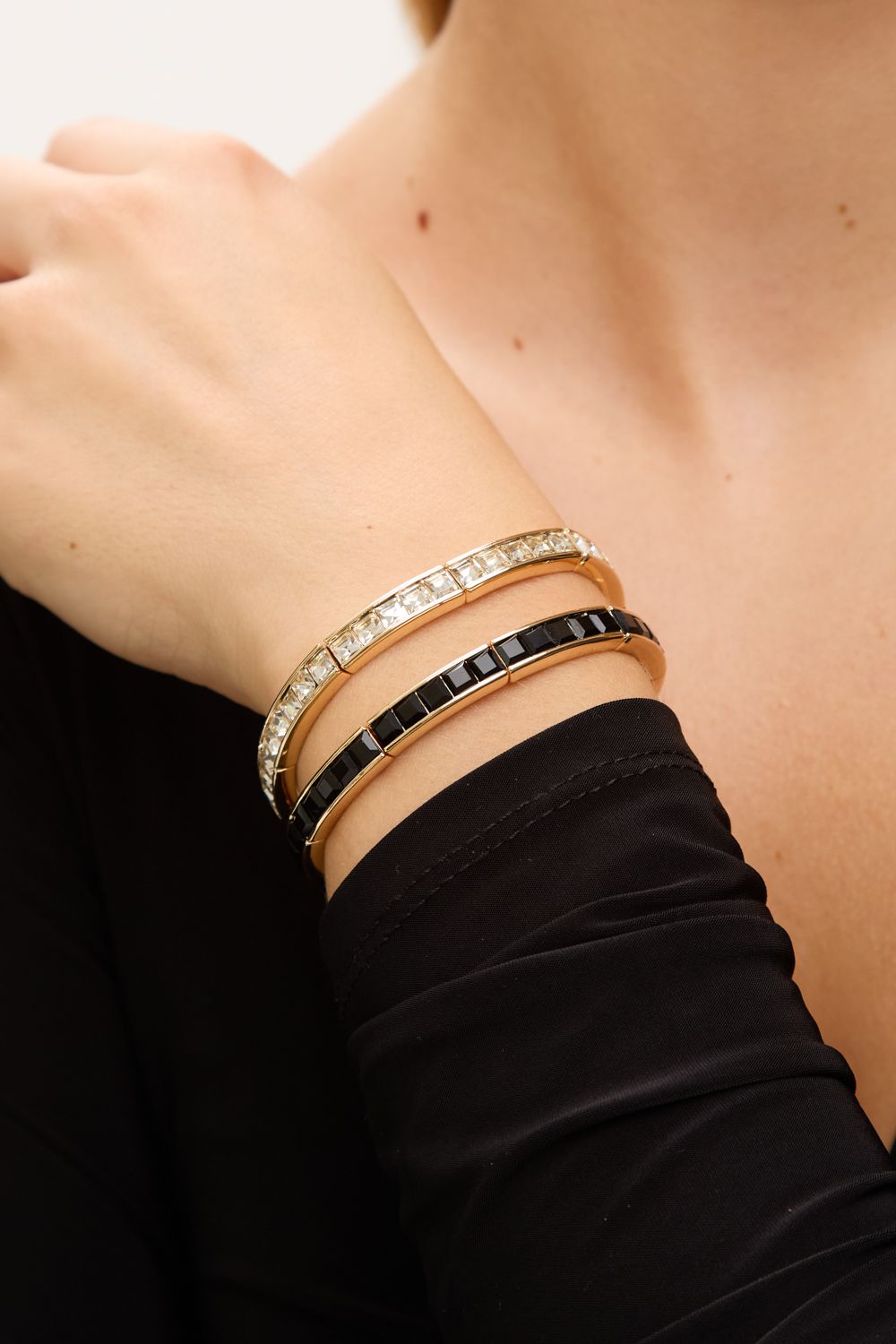 Jon Richard Gold Plated and Cubic Zirconia Jet Stretch Bracelet image 2