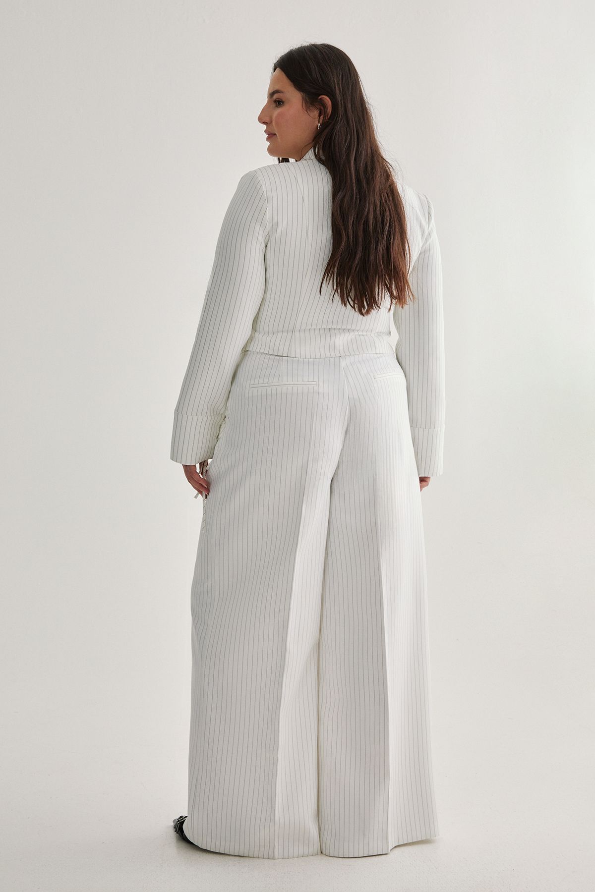 NastyGal Plus Tailored Pinstripe Trouser Ivory image 4