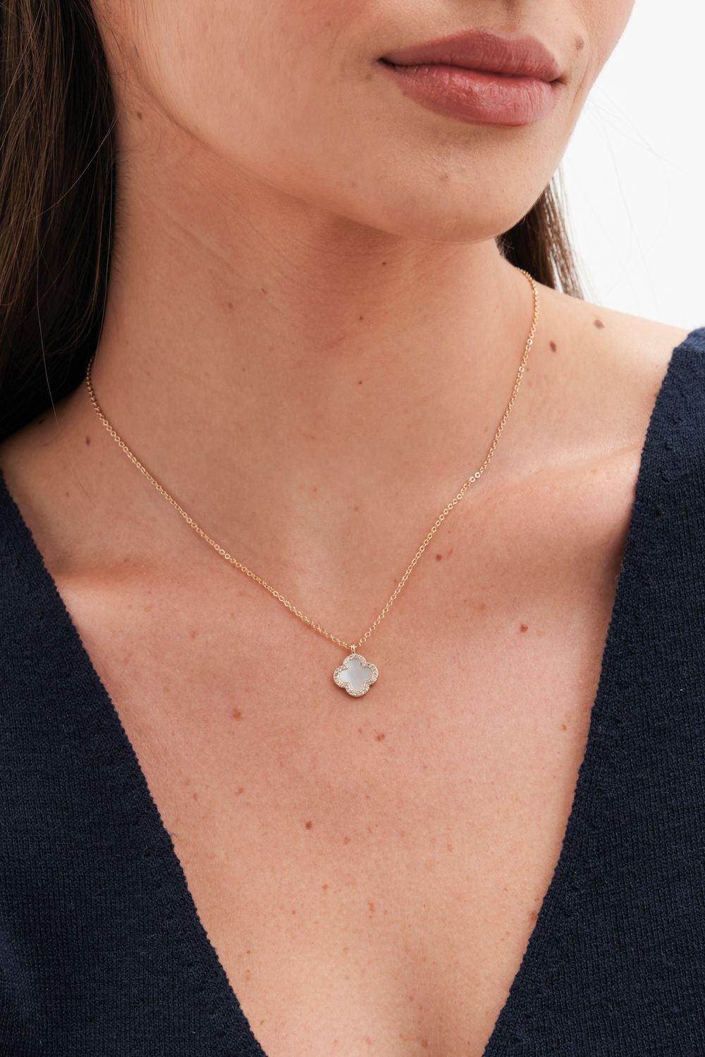 Jon Richard Gold Plated and Mother of Pearl Clover Pendant Necklace image 2