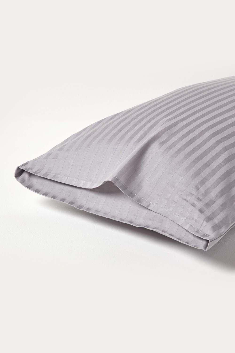 Homescapes Egyptian Cotton Ultrasoft Housewife Pillowcase 330 TC, King Size image 3