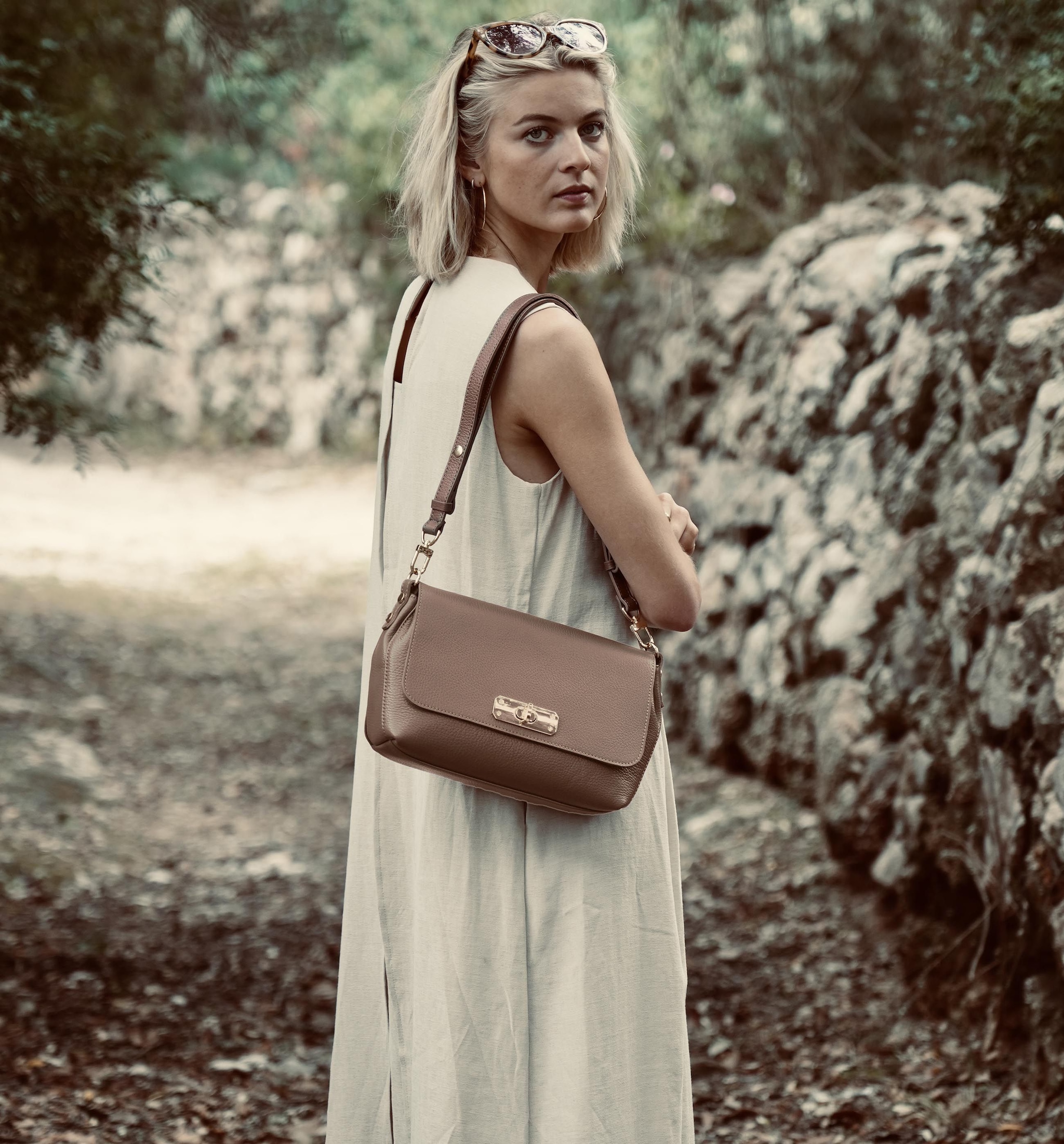 Apatchy London The Maisie Maxi Leather Bag image 6