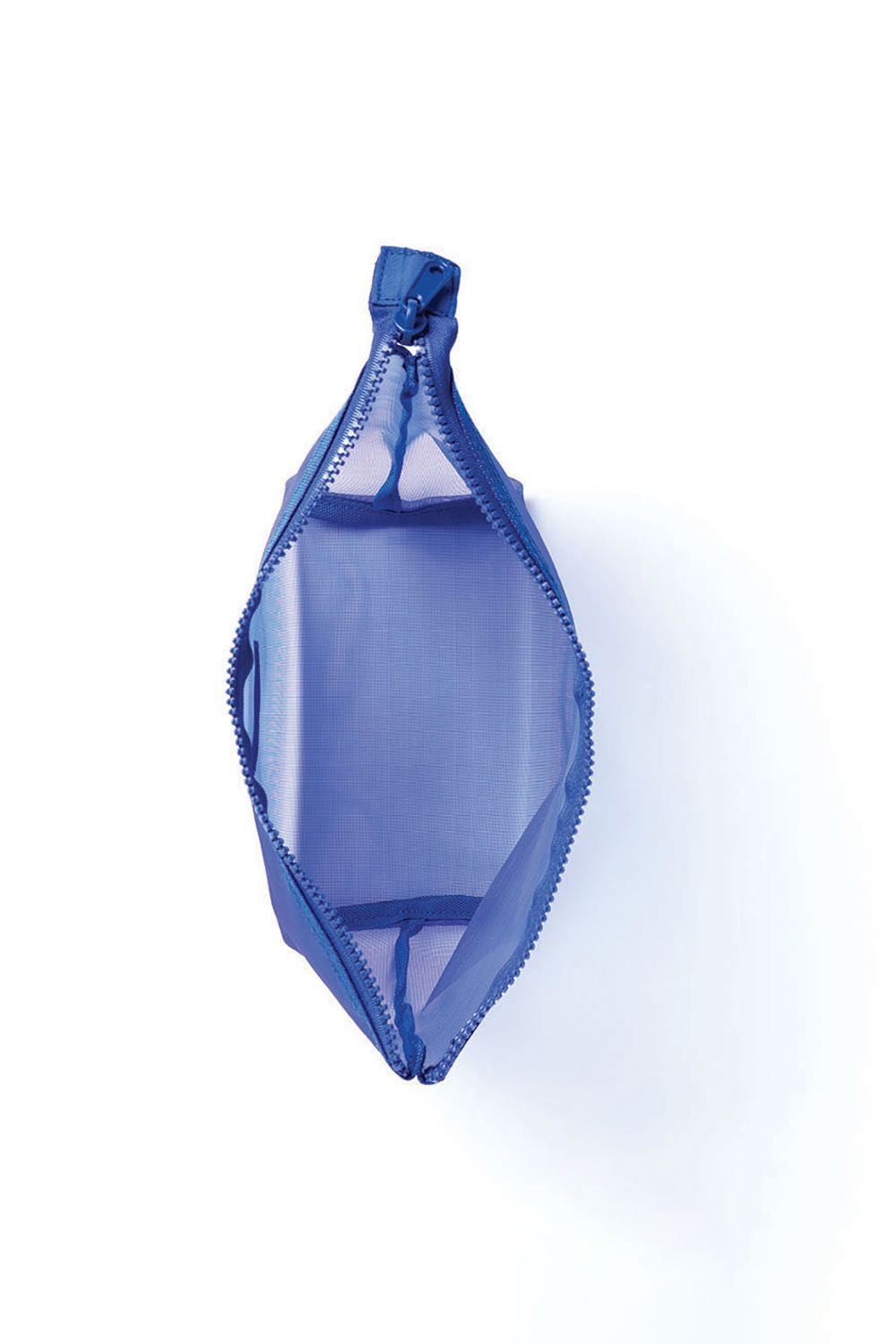 The Flat Lay Co Mesh Essential Makeup Pouch - Cobalt Blue Multi image 2