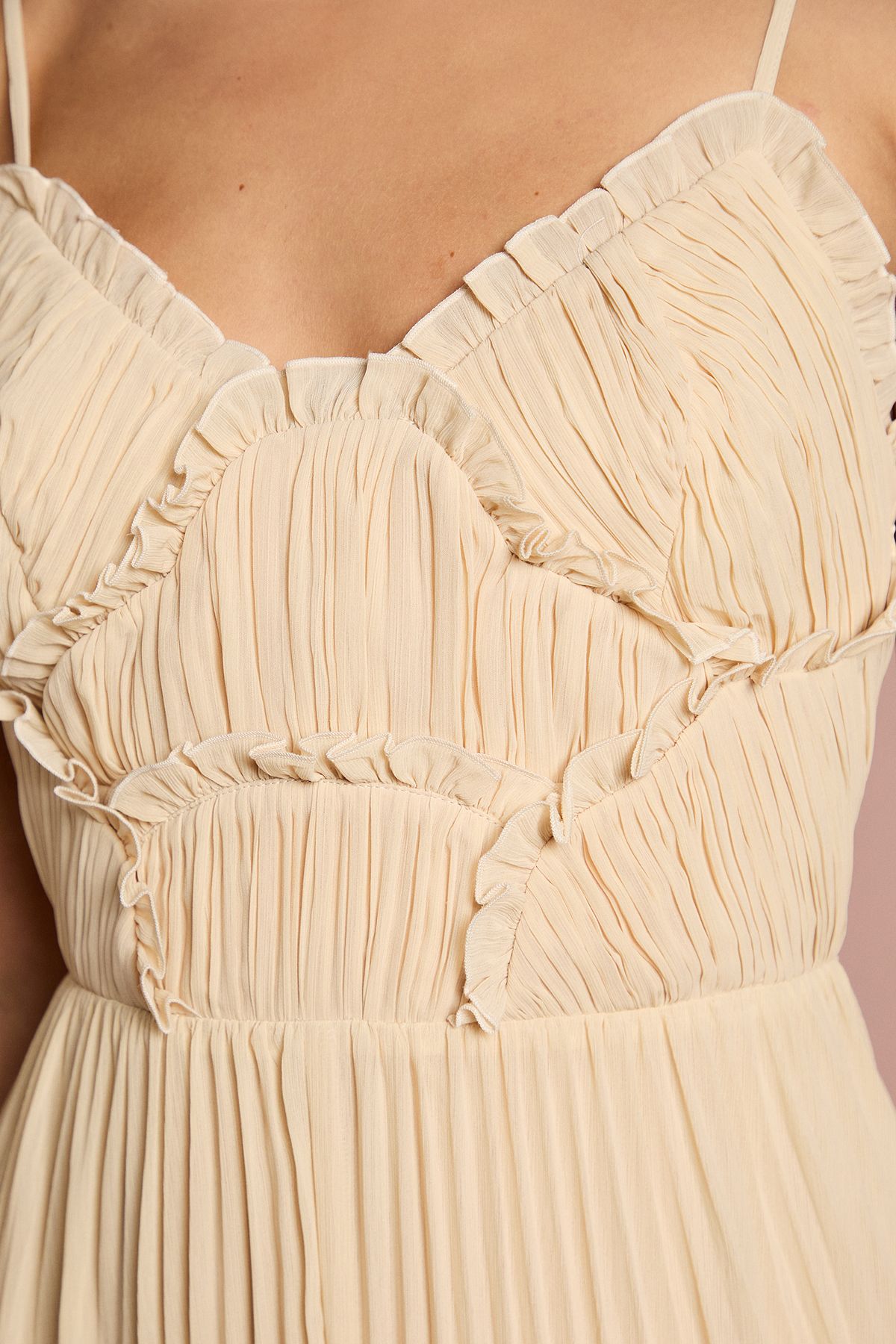 Oasis Oasis By Coast Strappy Pleated Bridesmaid Dress With Ruffle Detail Ivory image 5