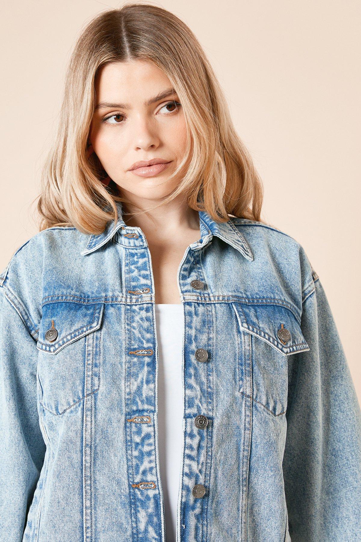 Dorothy Perkins Oversized Denim Jacket Light Wash image 5