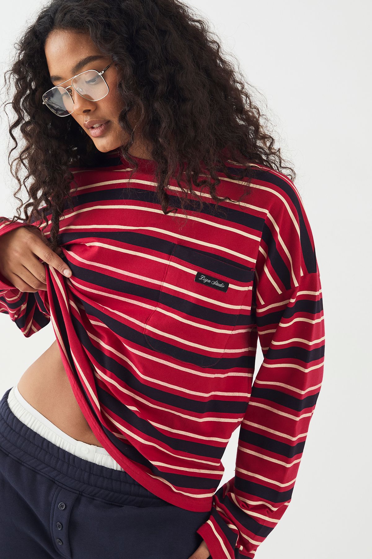 DSGN Studio DSGN Studio Woven Label Long Sleeve T-shirt Red image 4