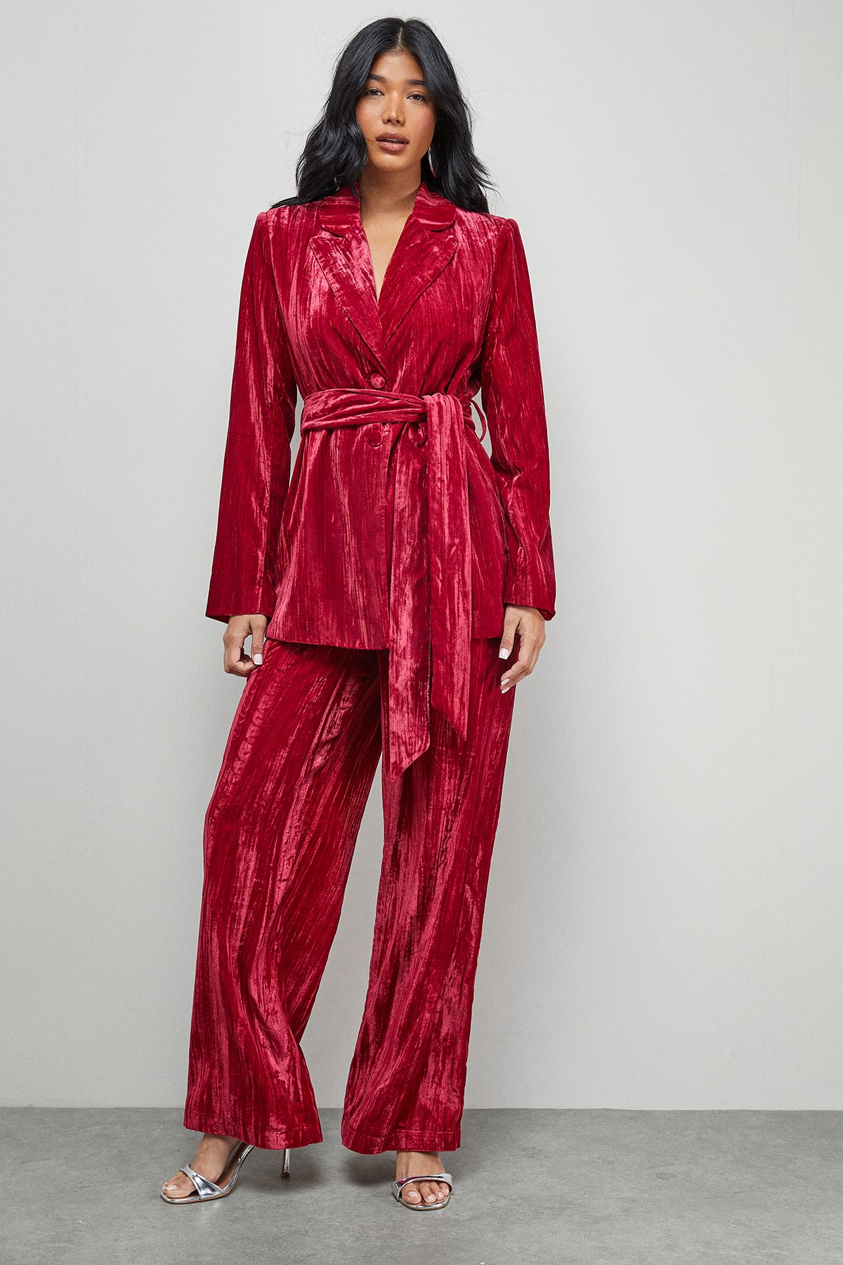 Warehouse Crushed Velvet Tie Waist Blazer Co-ord Hot Pink image 2