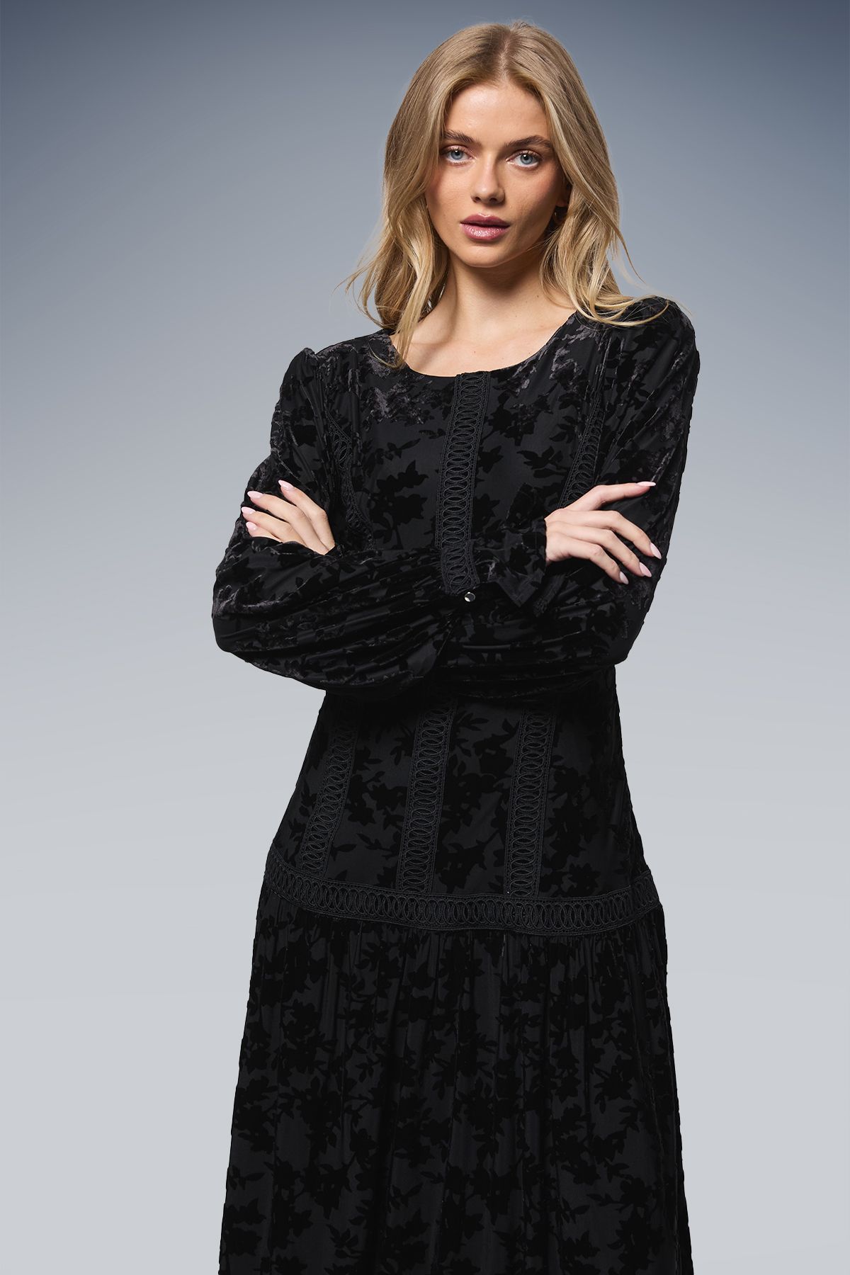 Oasis Trim Panelled Boho Maxi Dress Black image 4