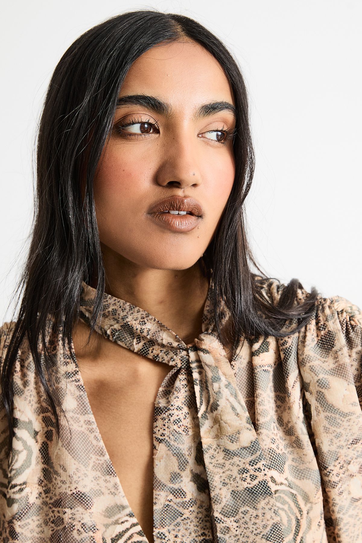 Warehouse Burnout Chiffon Printed Extreme Shoulder Blouse Brown image 4