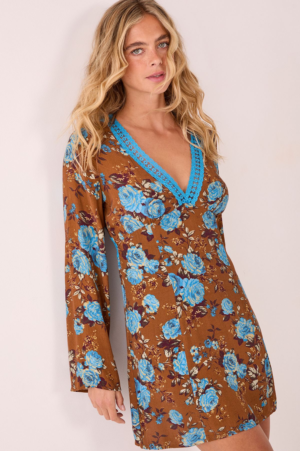 NastyGal Floral Lace Trim Cut Out Back Mini Dress Rust image 4