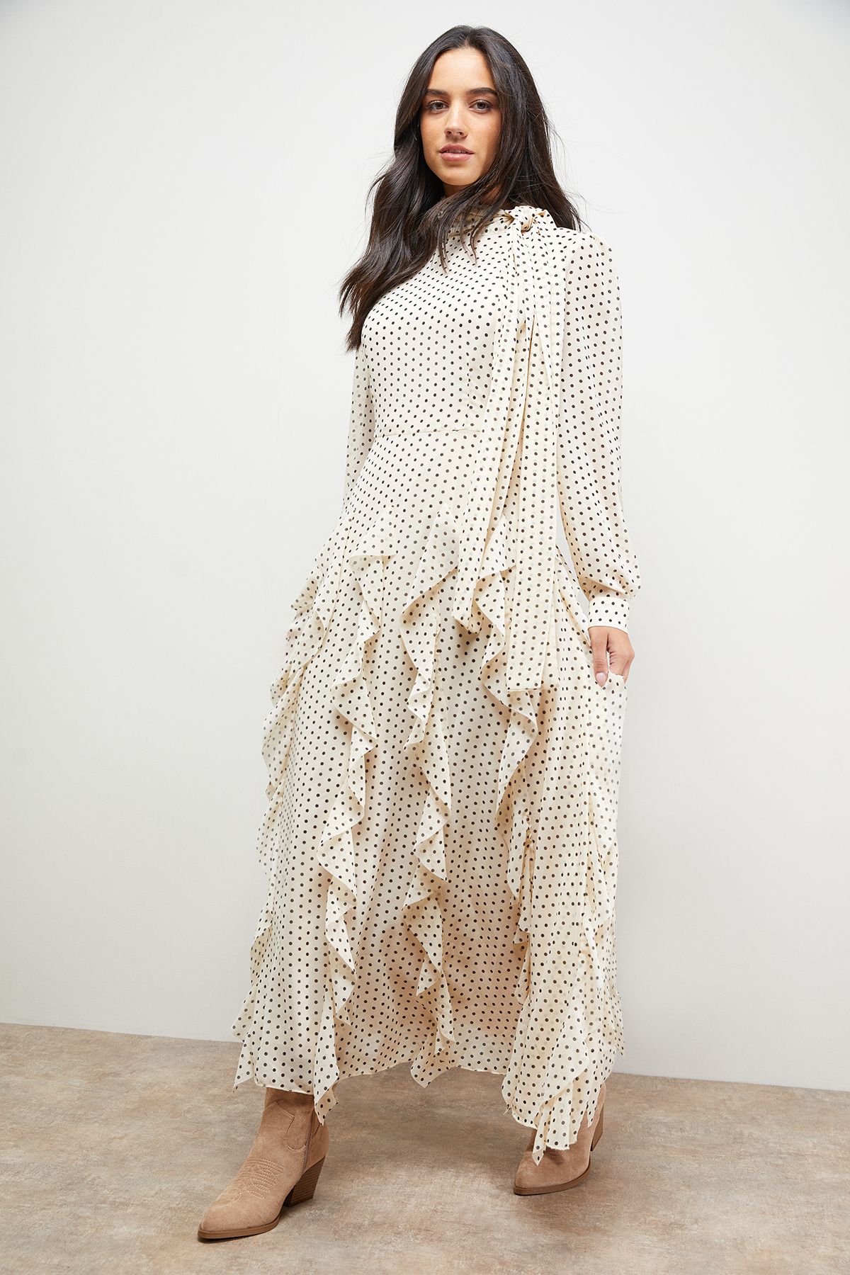 Oasis Printed Frill Detail Tie Neck Midaxi Dress Ivory image 4