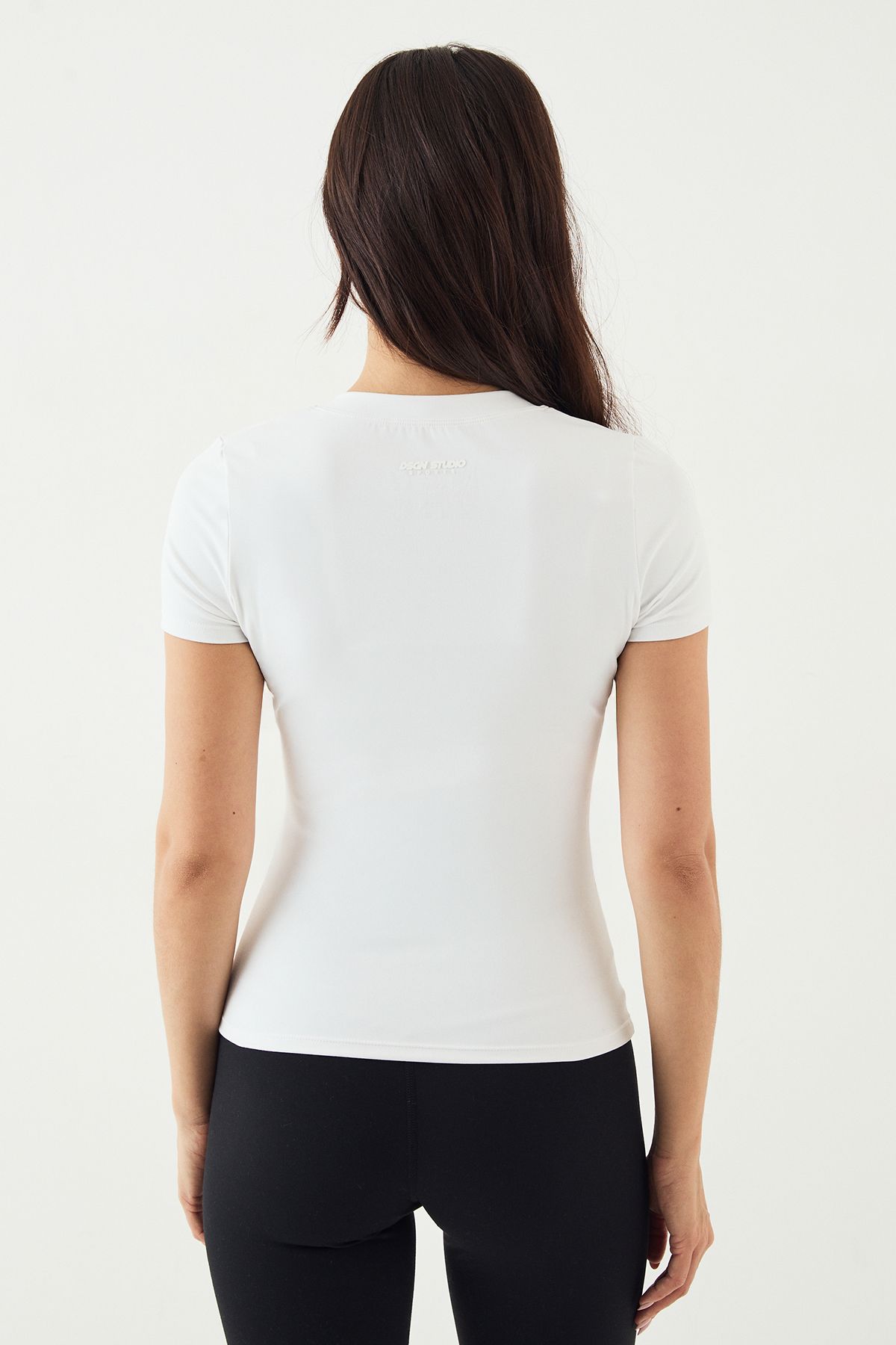 DSGN Studio DSGN Studio Ultra Sculpt V Neck Short Sleeve Top White image 2