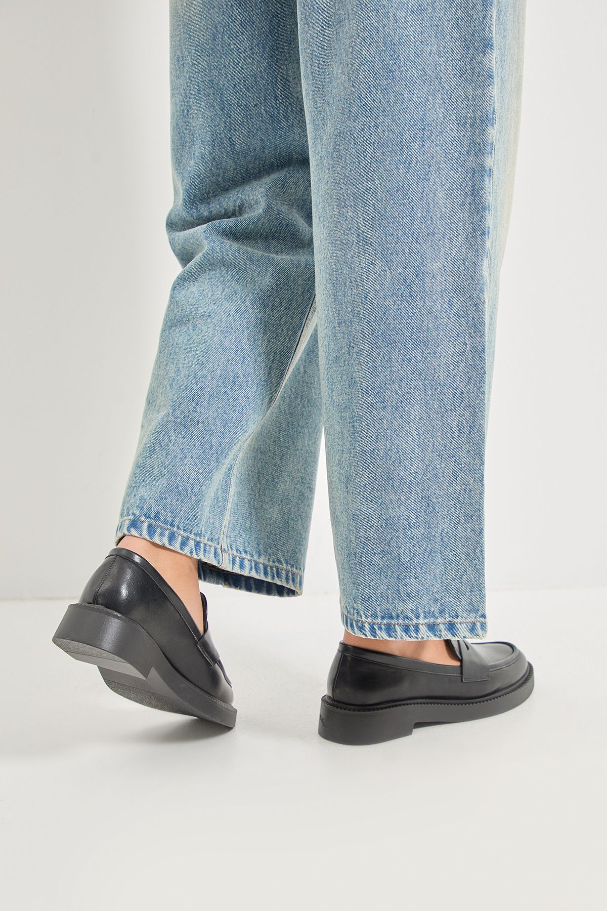 Oasis Paige Faux Leather Chunky Penny Loafers Black image 2