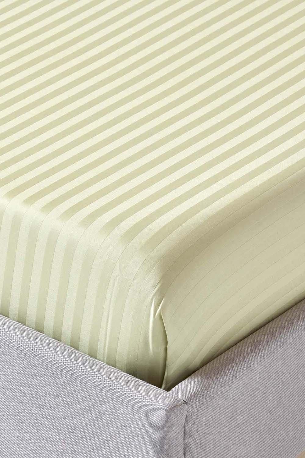 Homescapes Egyptian Cotton Satin Stripe Flat Sheet 330 Thread Count image 2