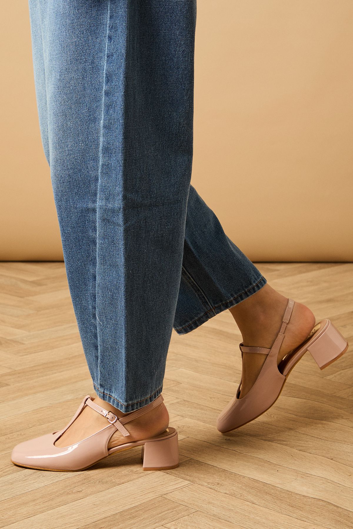 Oasis Florence Faux Patent Leather T-Bar Medium Block Heel Court Shoes Blush image 1