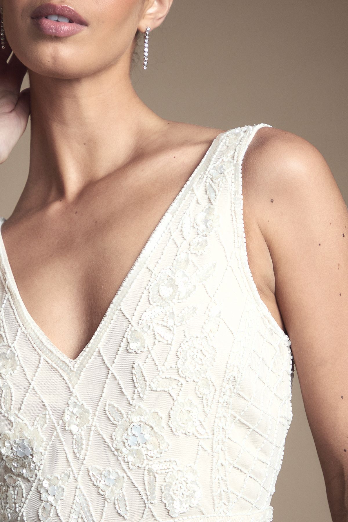 Coast Coast Honoured Plunge Floral Vintage Embellished Wedding Dress Ivory image 5