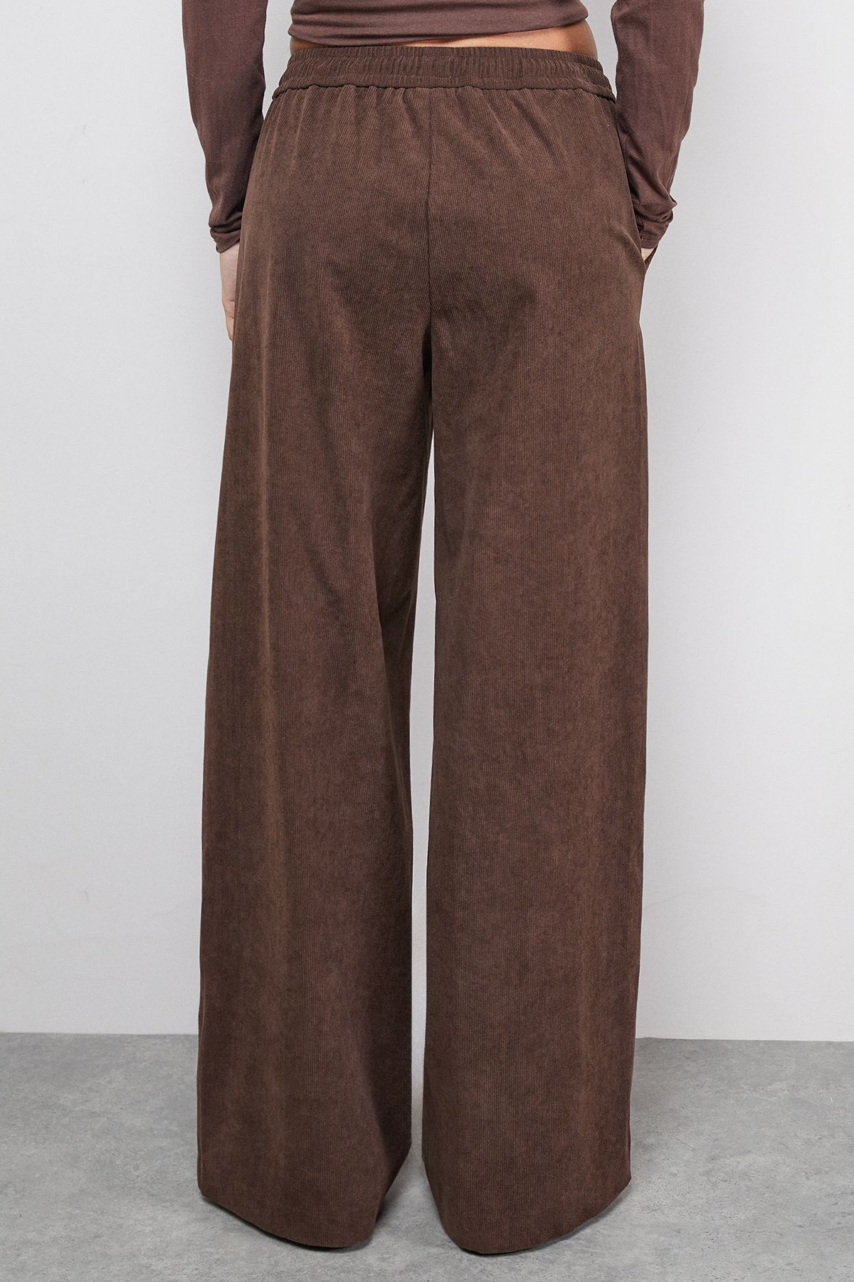 Warehouse Wide Leg Cord Drawstring Trouser Co-ord Choc Brown image 3