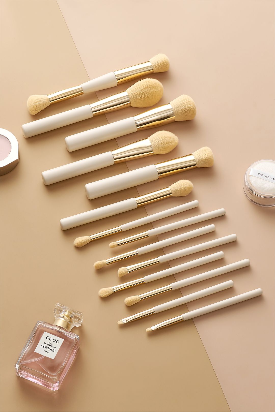 SHEONLY 13 Pcs Makeup Brushes image 3