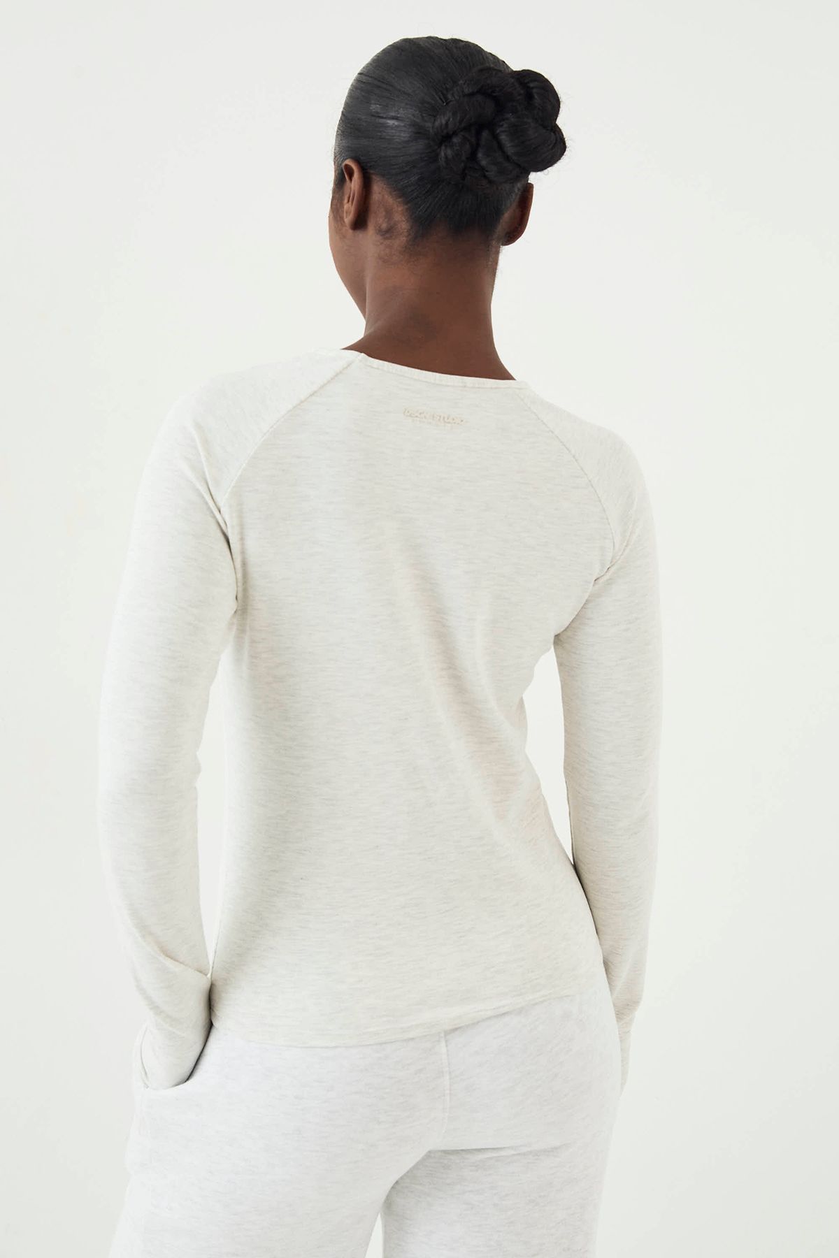 DSGN Studio DSGN Studio Ultra Sculpt Long Sleeve Top Ash Grey image 2