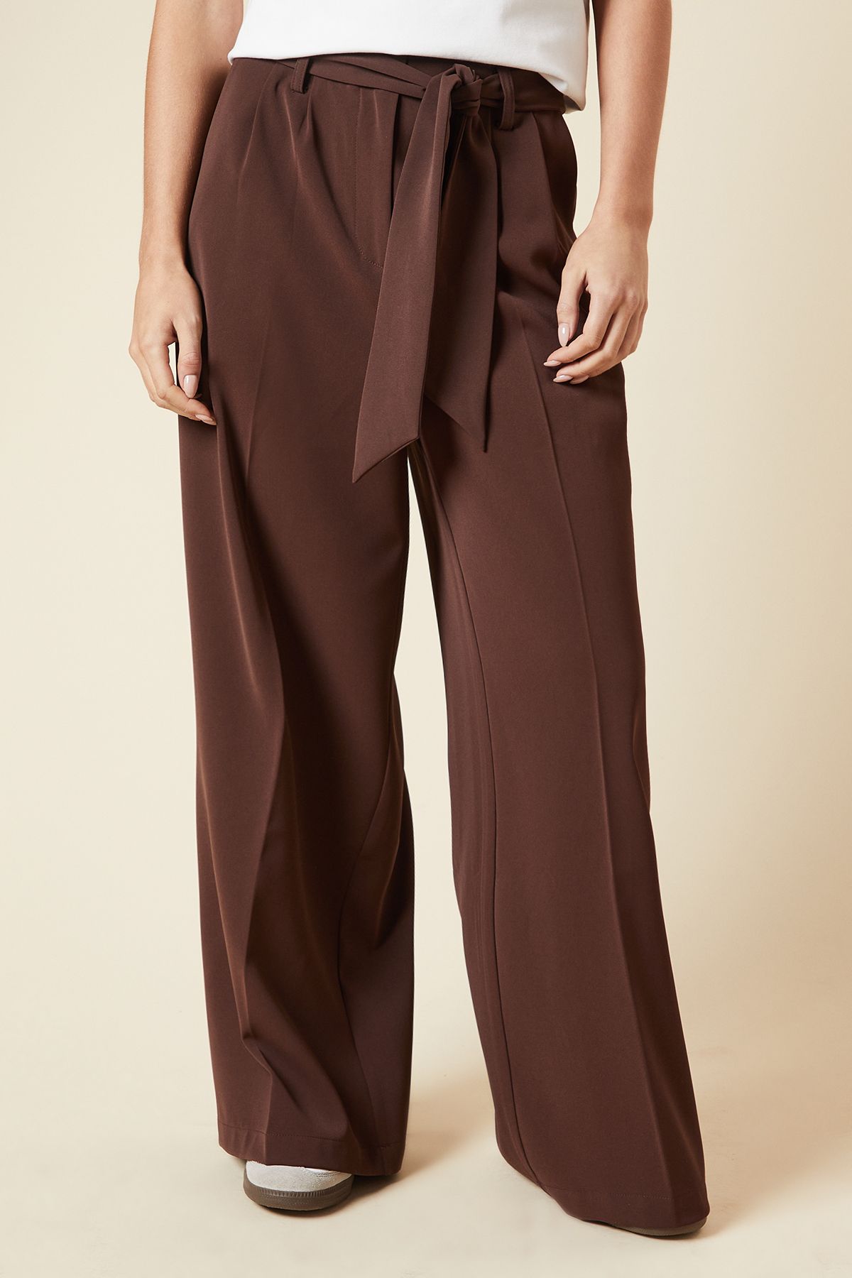 Dorothy Perkins Petite Paperbag Belted Wide Leg Trouser Chocolate image 2