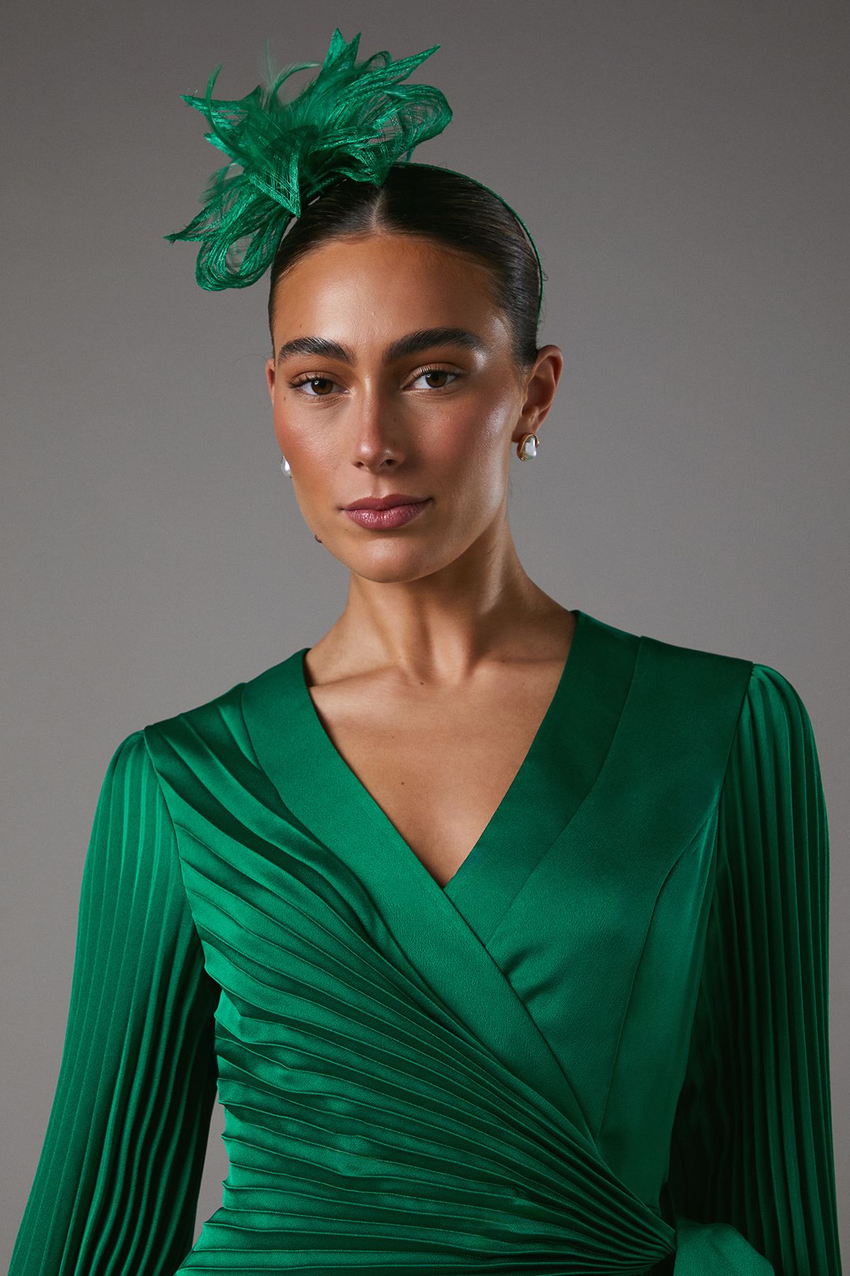 Coast Open Weave Bow And Feather Fascinator Green image 2