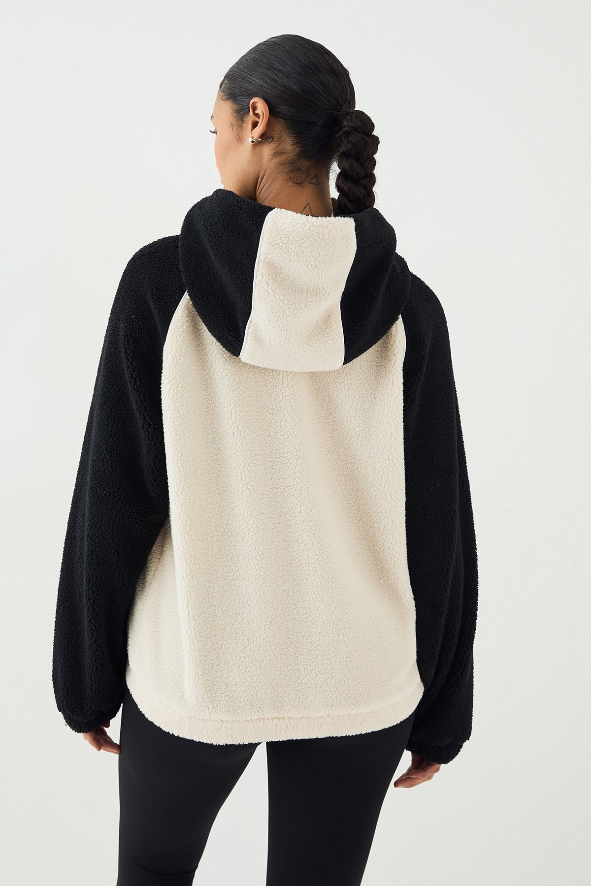 DSGN Studio DSGN Studio Contrast Borg Zip Through Hooded Jacket Black image 2