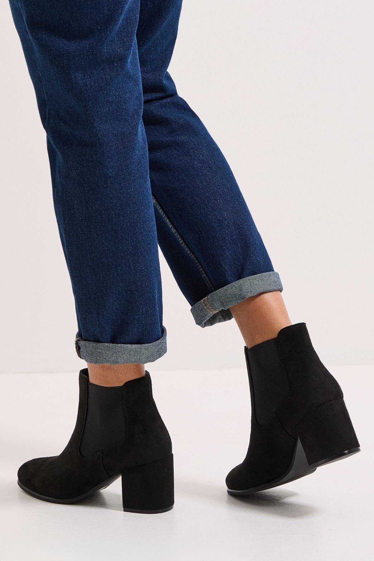 Dorothy Perkins Madam Medium Block Heel Chelsea Boots Natural Black image 4