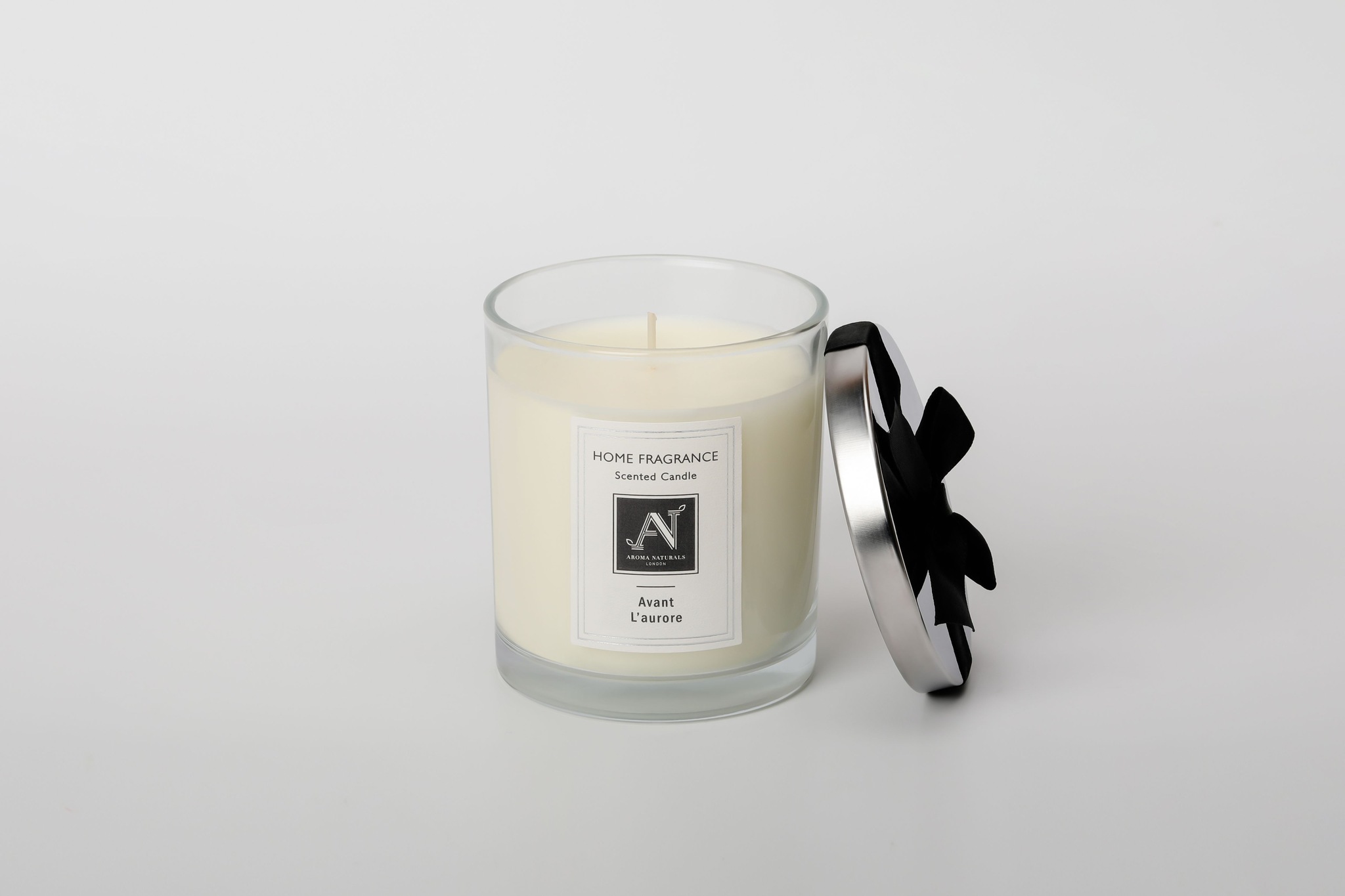 Aroma Naturals Minimalist Luxe Avant l’aurore Scented Candle image 2