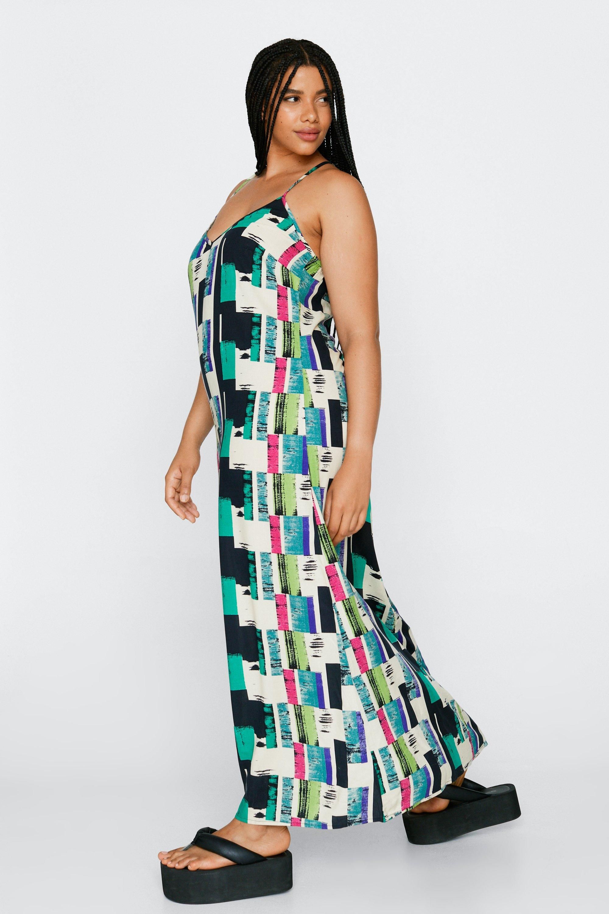NastyGal Plus Size Tile Print Trapeze Maxi Dress Black image 3