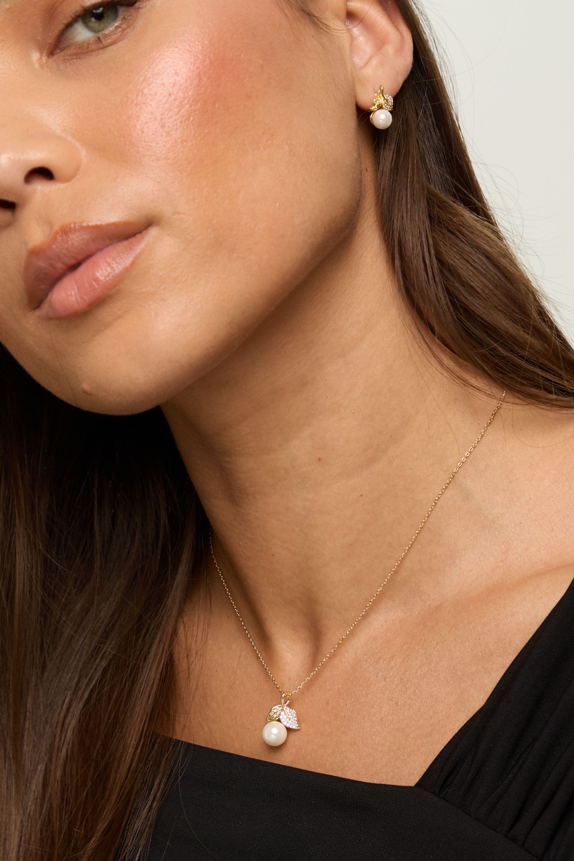 Jon Richard Rhodium Plated and Cubic Zirconia Pearl and Leaf Set - Gift Box image 4