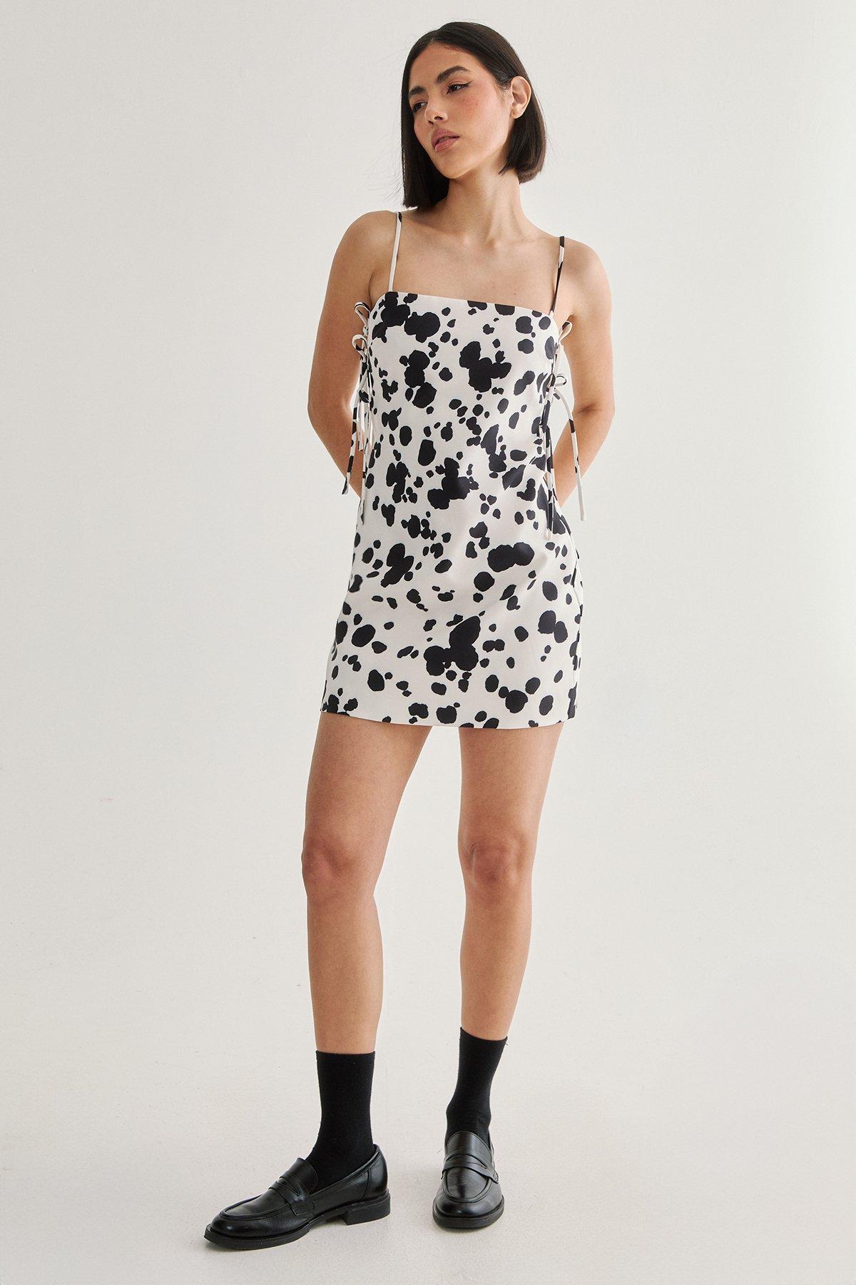 NastyGal Spot Print Tailored Tie Side Dress Mono image 2