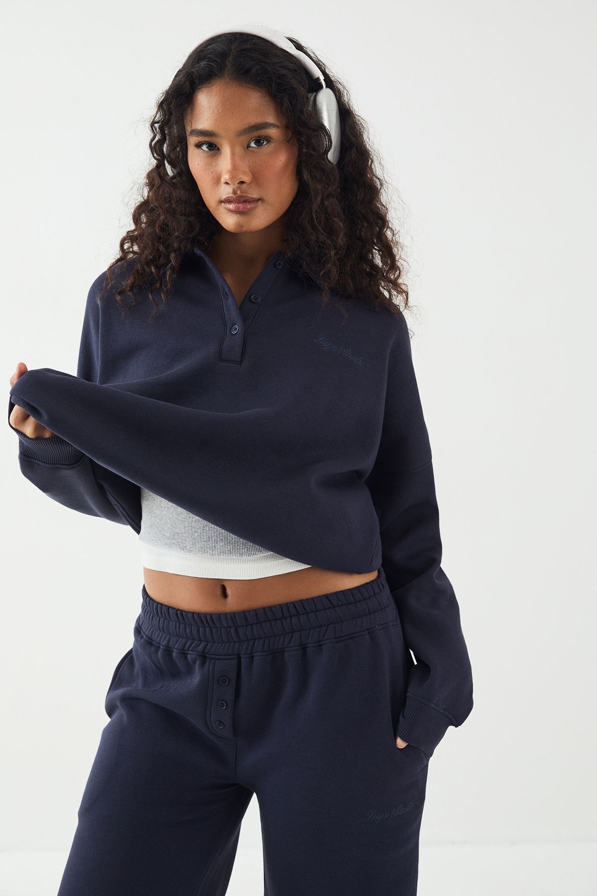 DSGN Studio DSGN Studio Embroidered Collared Sweatshirt Navy image 3